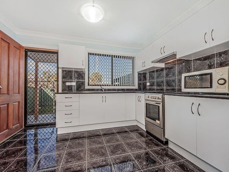 2B Hoskins Avenue, Warrawong NSW 2502, Warrawong - Thumbnail 4
