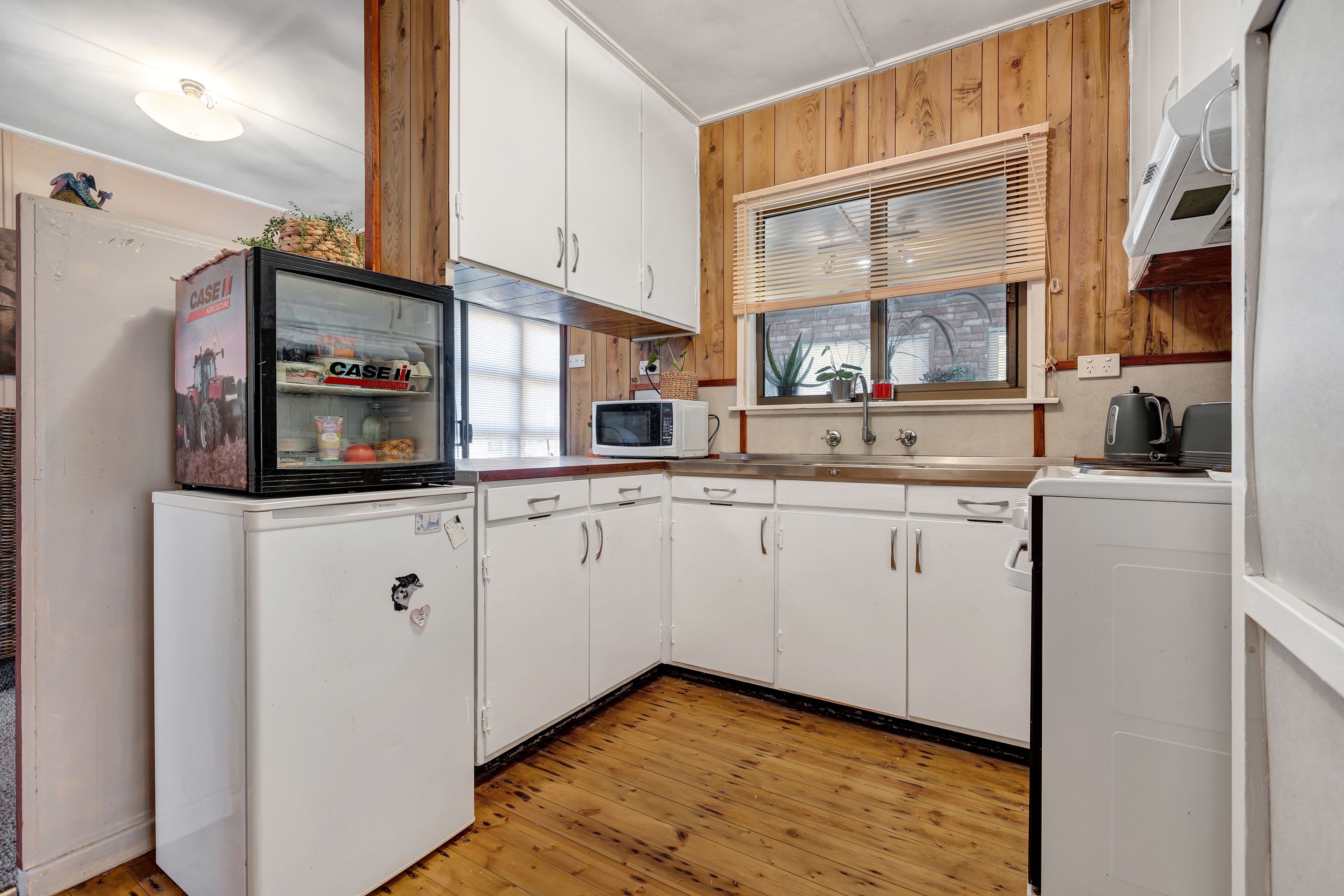 61 Suncrest Avenue, Sussex Inlet NSW 2540, Sussex Inlet - Thumbnail 4