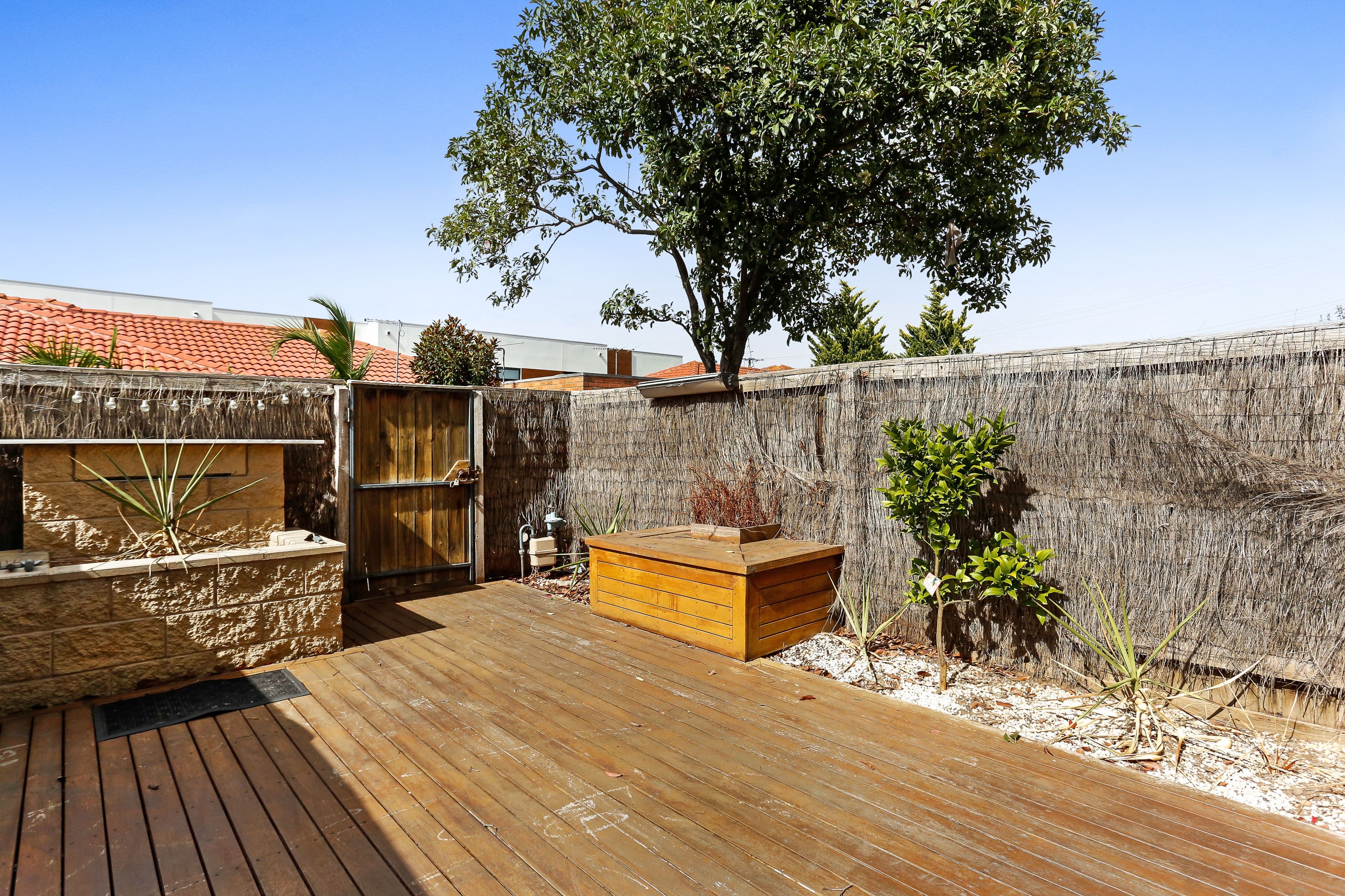 866 Pascoe Vale Road, Glenroy VIC 3046, Glenroy - Thumbnail 2