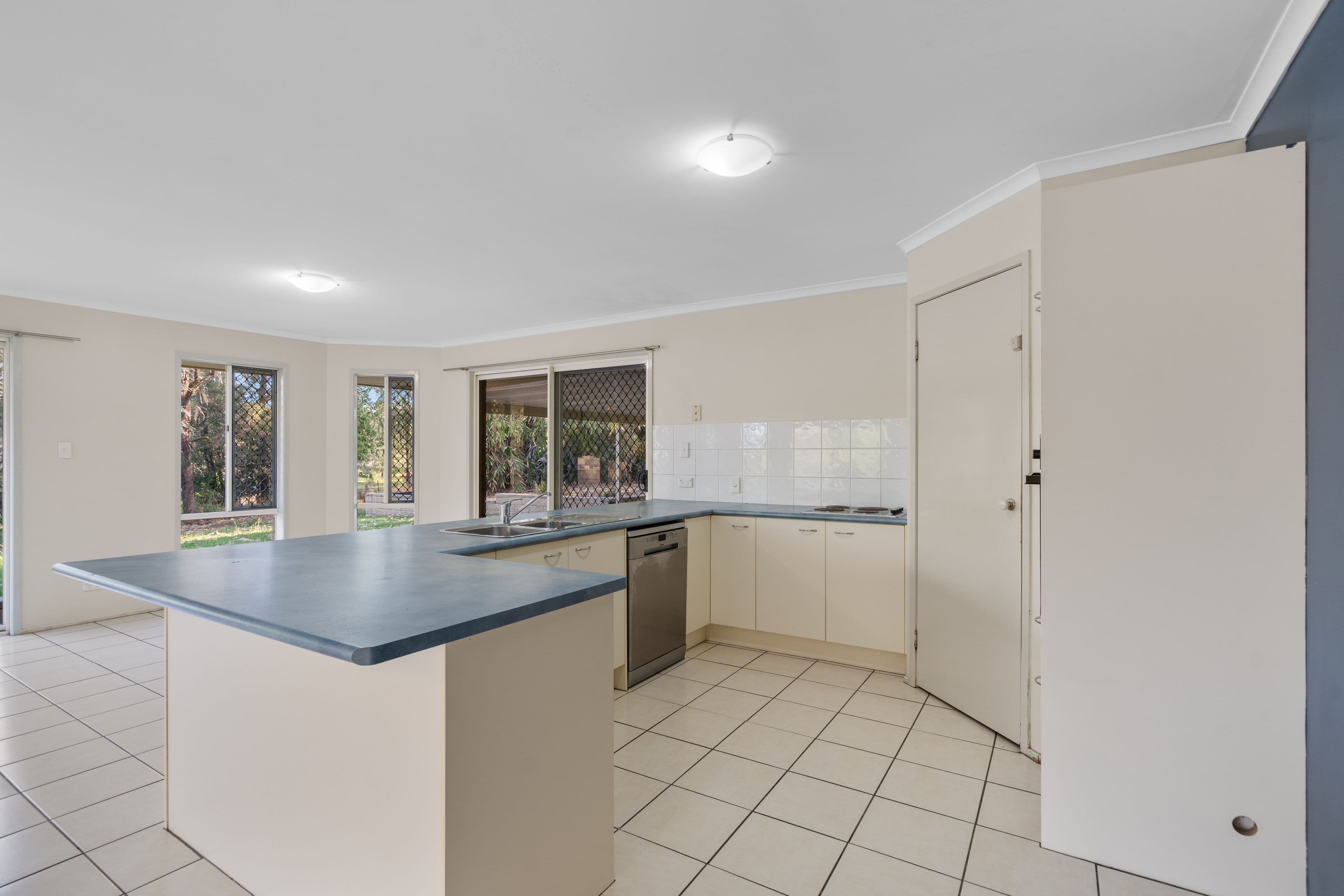 62 Cricket Road, Regency Downs QLD 4341, Regency Downs - Thumbnail 4