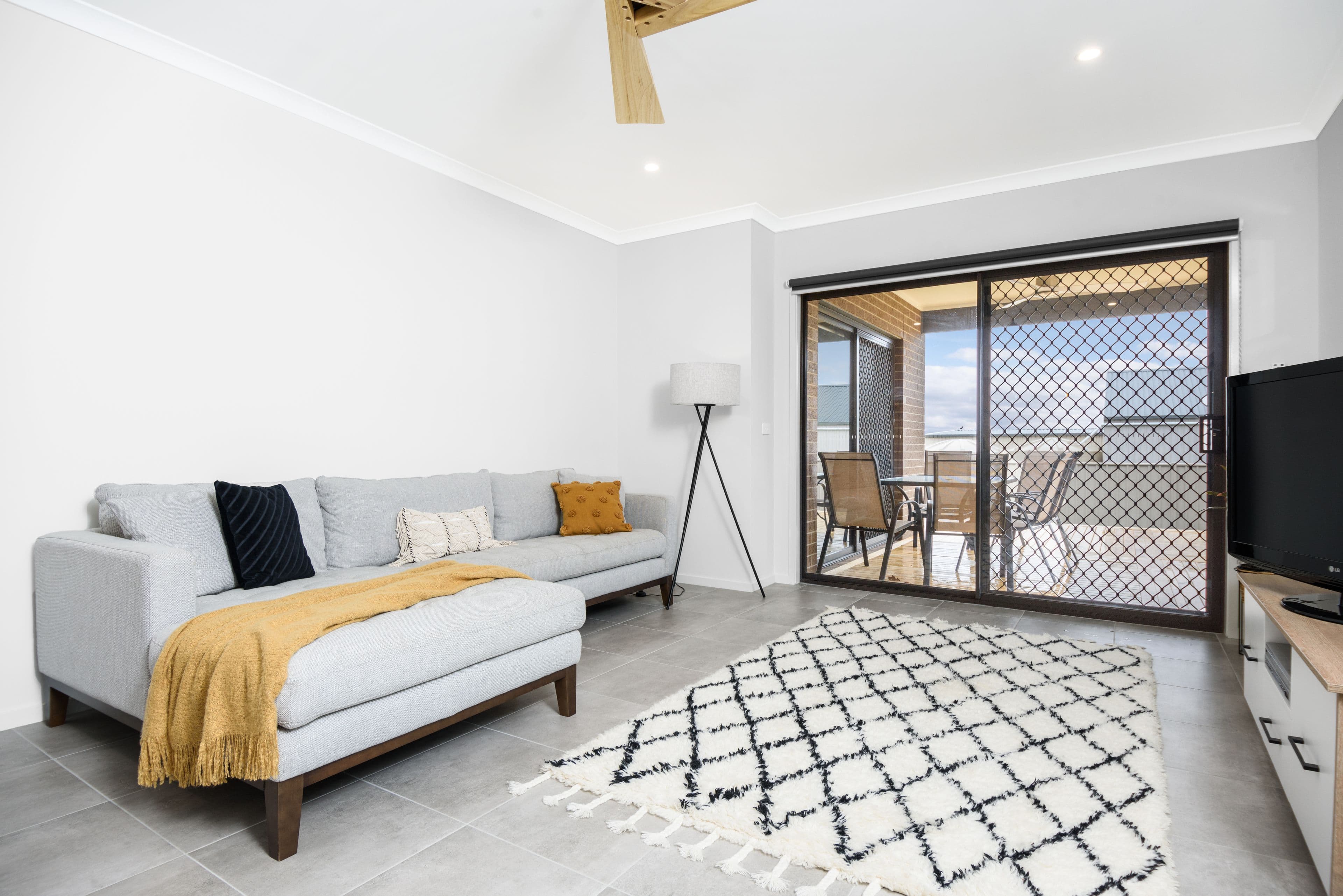 97 Ascot Gardens Drive, Delacombe  Victoria  3356, Australia, Delacombe - Thumbnail 7