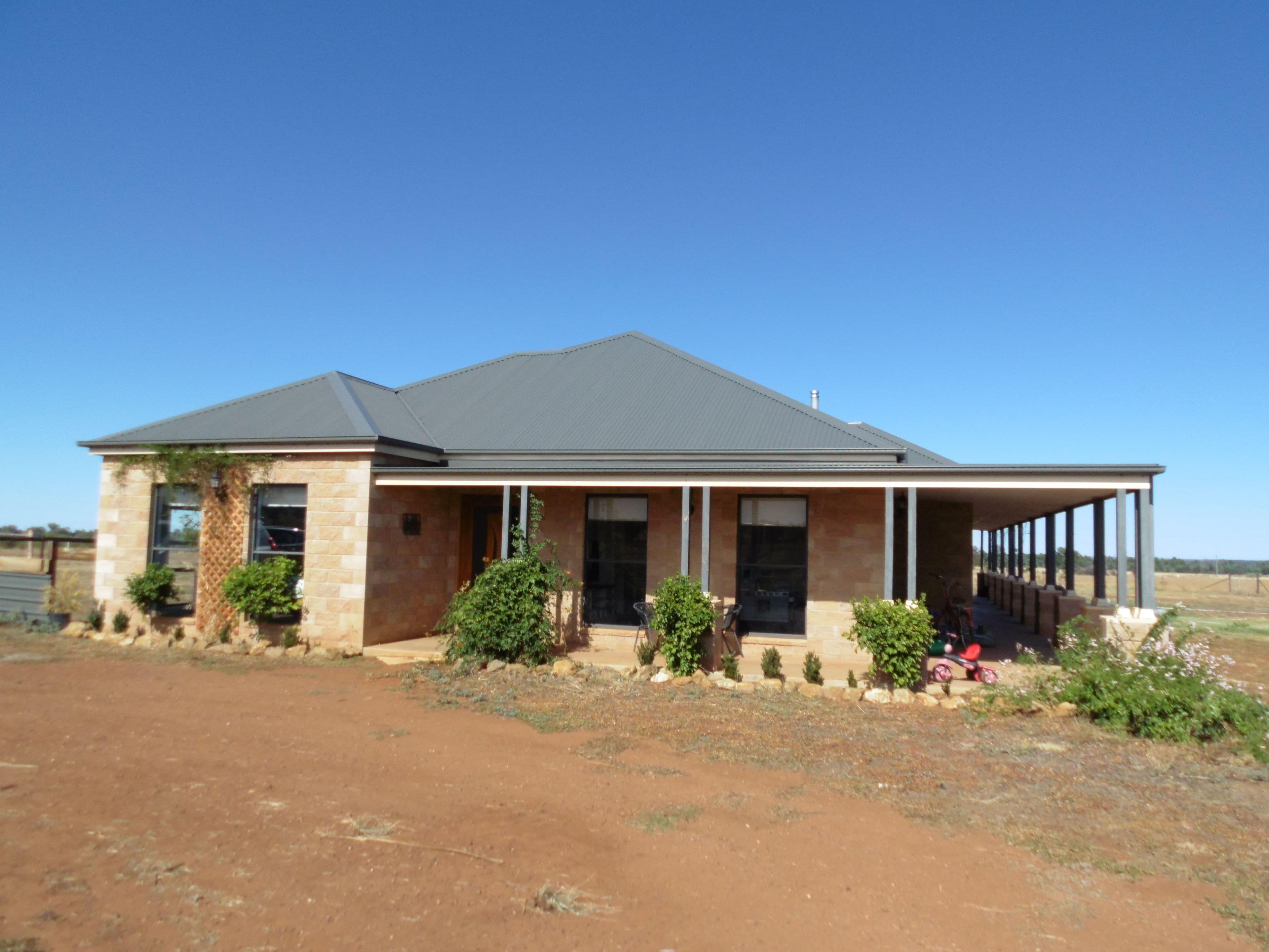 29 Nanardine Lane, Parkes NSW 2870, Parkes - Thumbnail 2