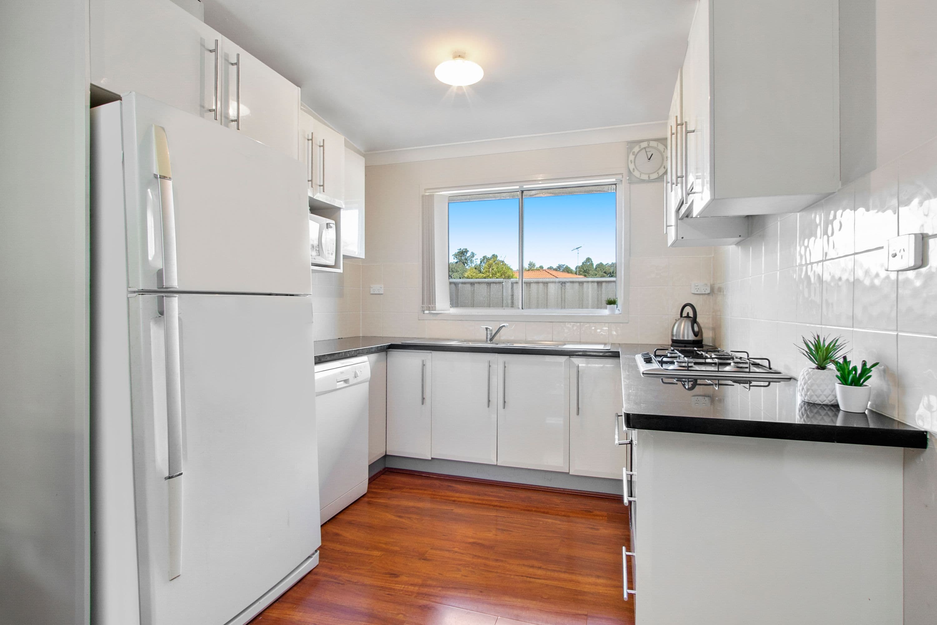 6 Crosswater Boulevard, Clyde North - Thumbnail 2