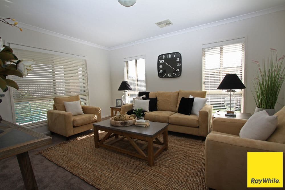 5 Angus Place, Bungendore - Thumbnail 8