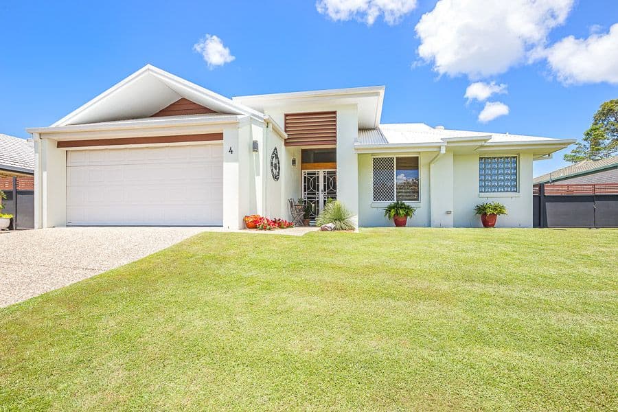 4 Schooner Court, Banksia Beach QLD 4507, Banksia Beach - Image 1