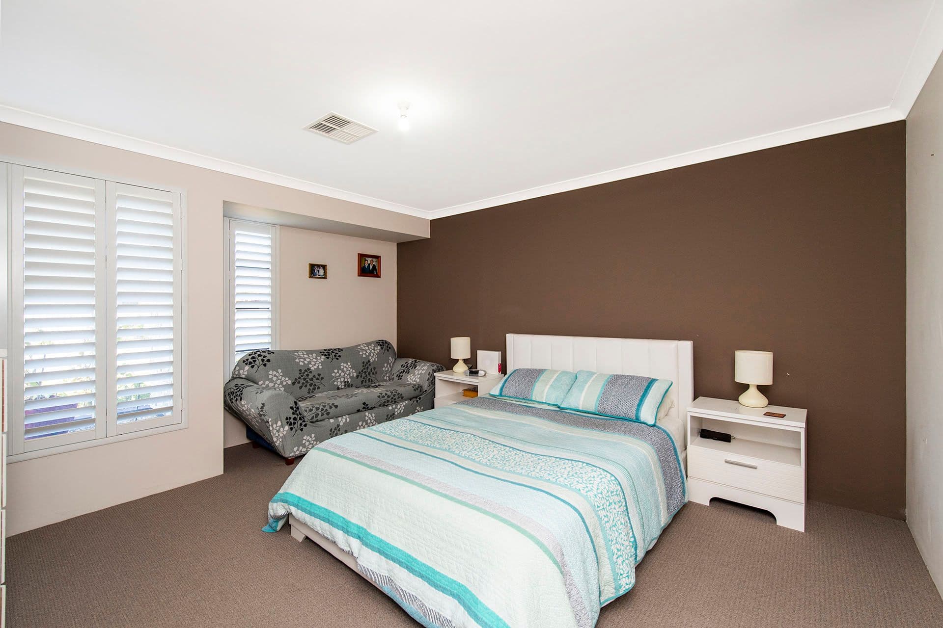 12 Sorrento Turn, Secret Harbour WA 6173, Secret Harbour - Thumbnail 2