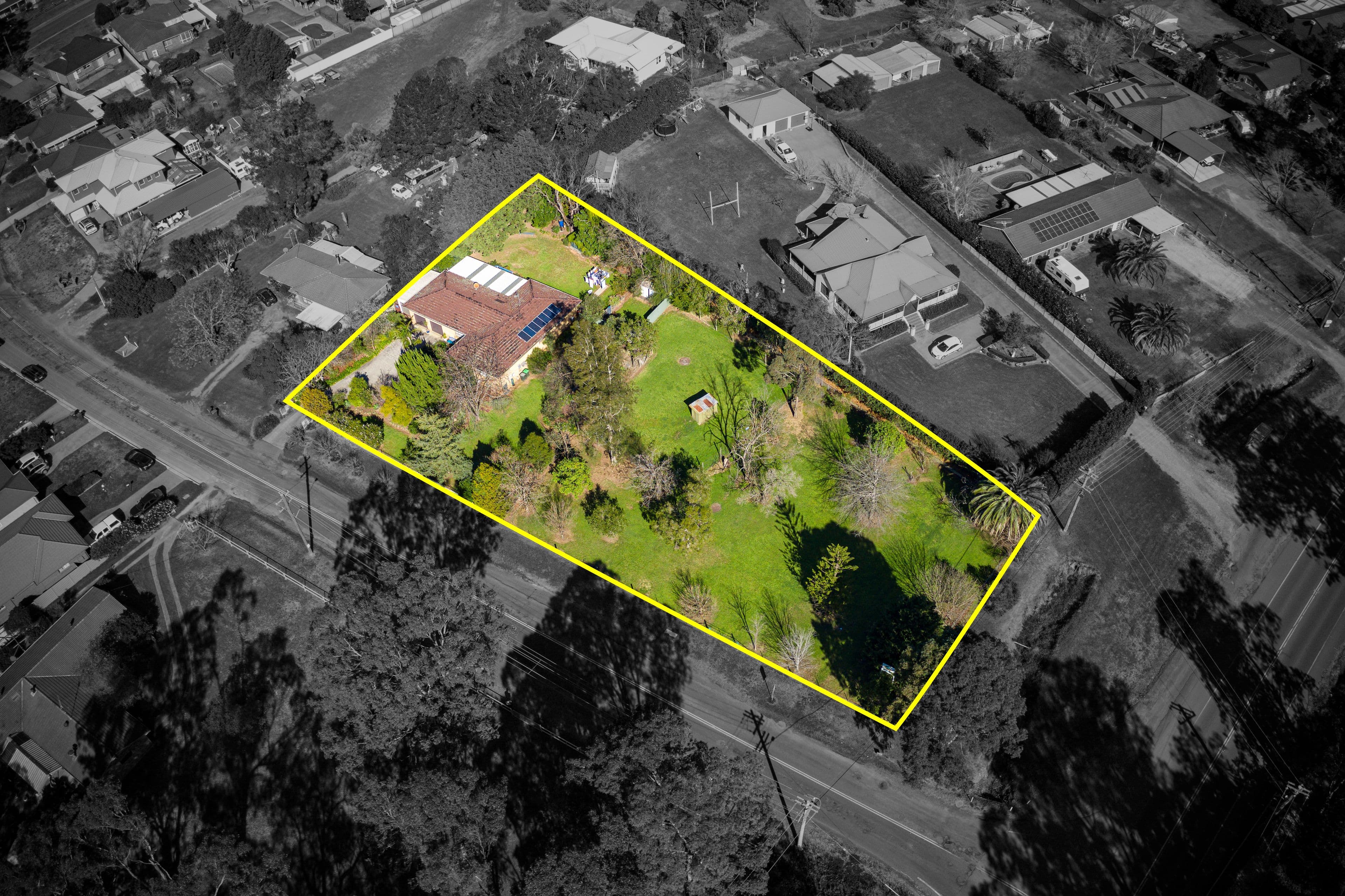4 Remembrance Drive, Tahmoor NSW 2573, Tahmoor - Thumbnail 2