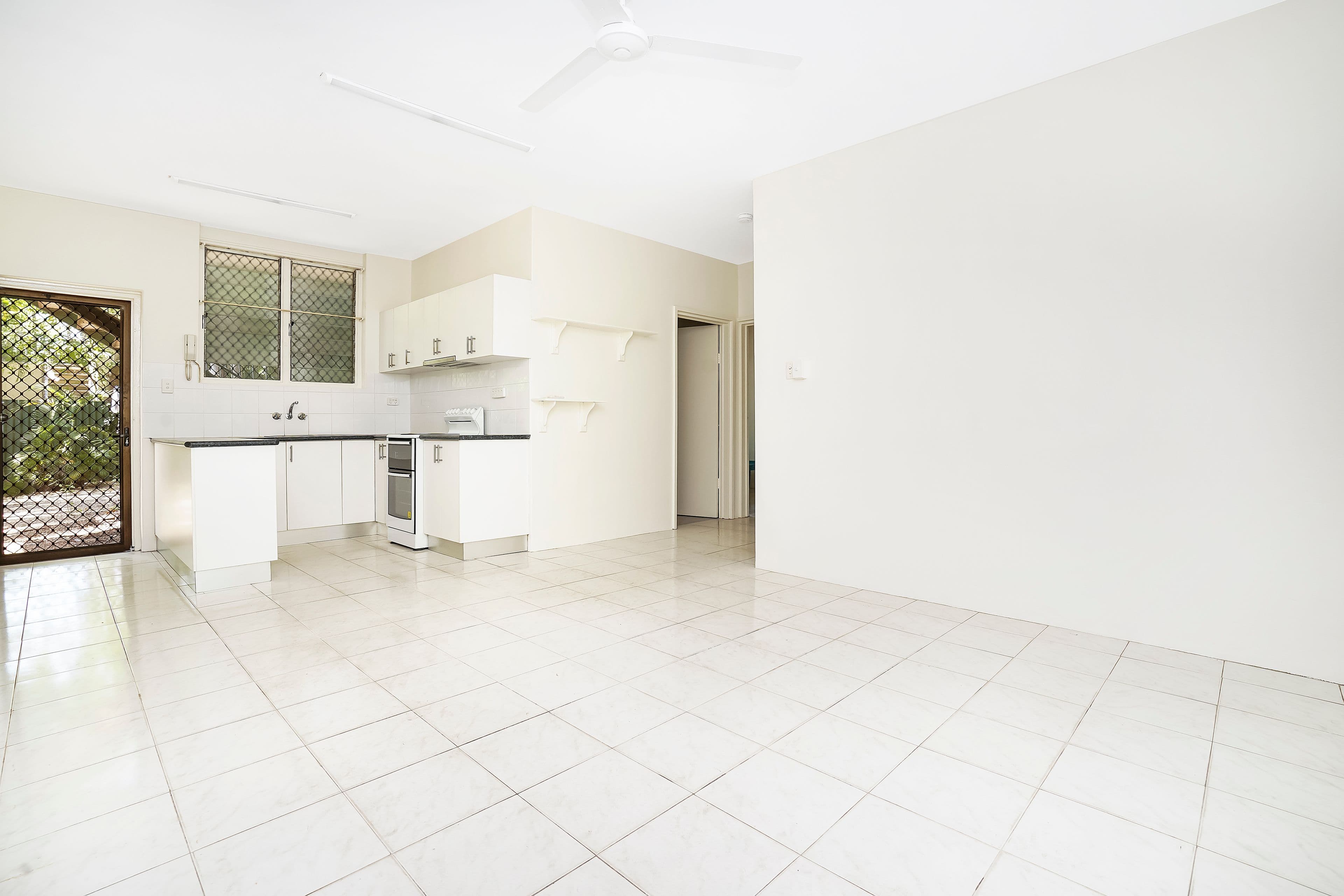 3/163 Bagot Road, Ludmilla NT 0820, Ludmilla - Thumbnail 2