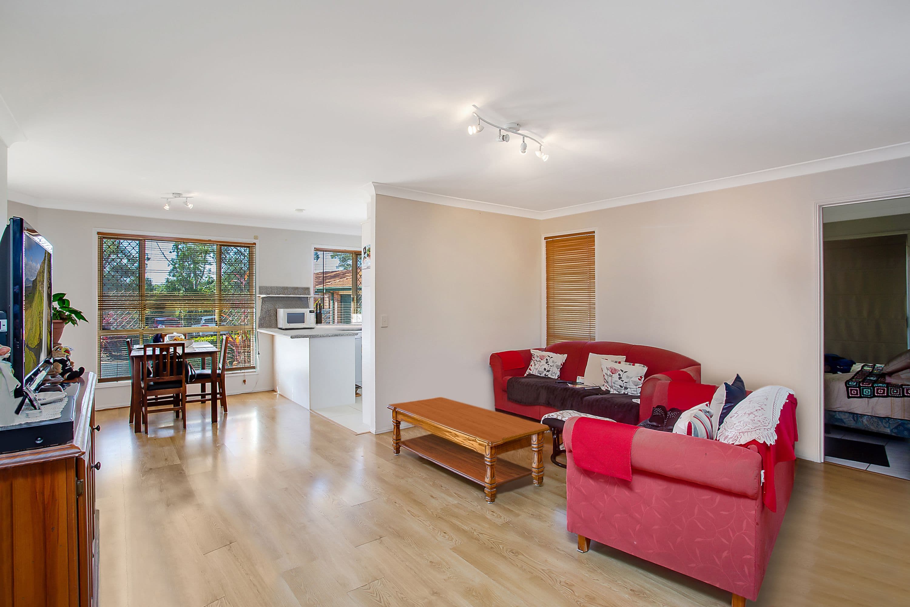 38 Murev Way, Carrara QLD 4211, Carrara - Thumbnail 3