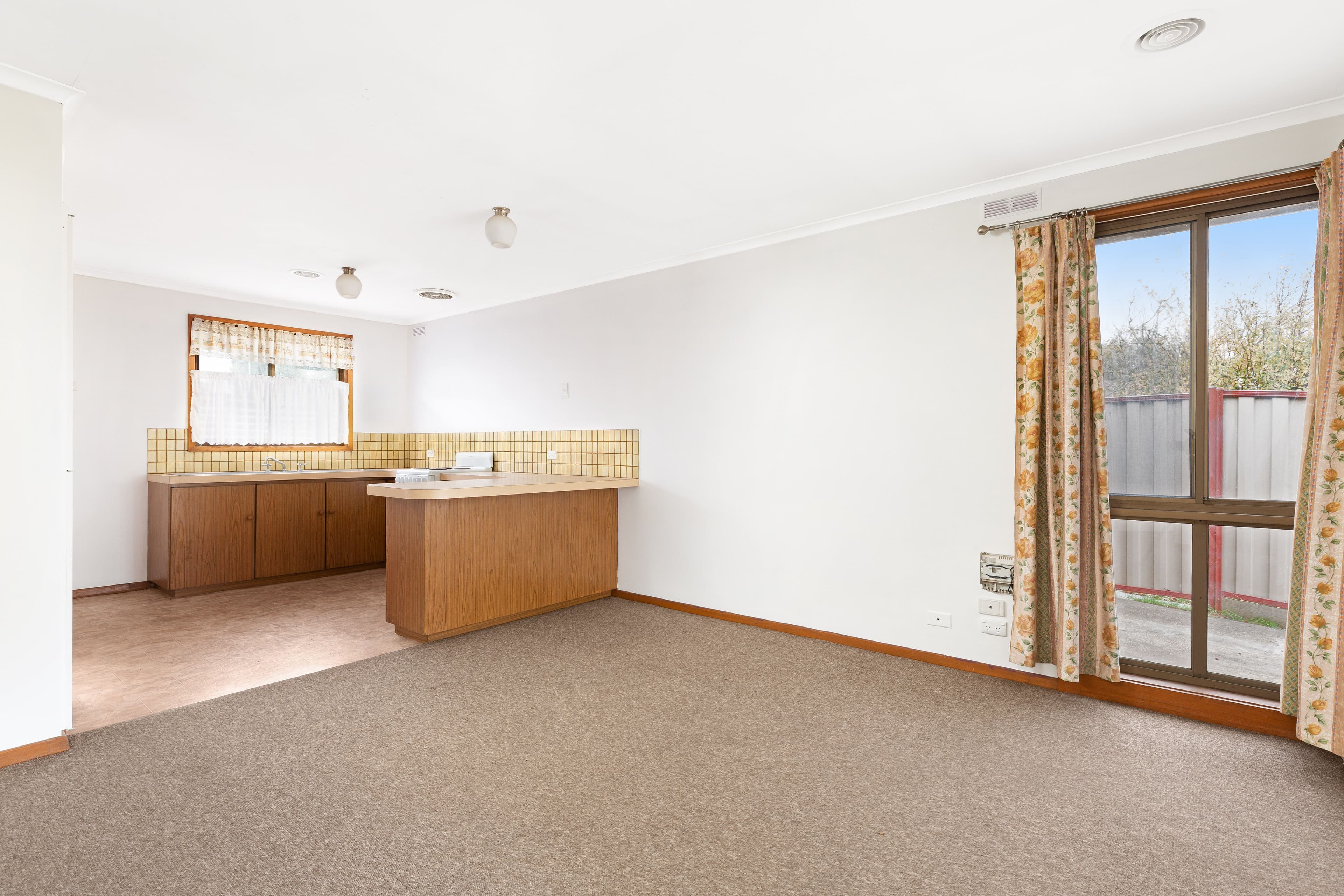 525 Drummond Street, Redan  Victoria  3350, Australia, Redan - Thumbnail 2