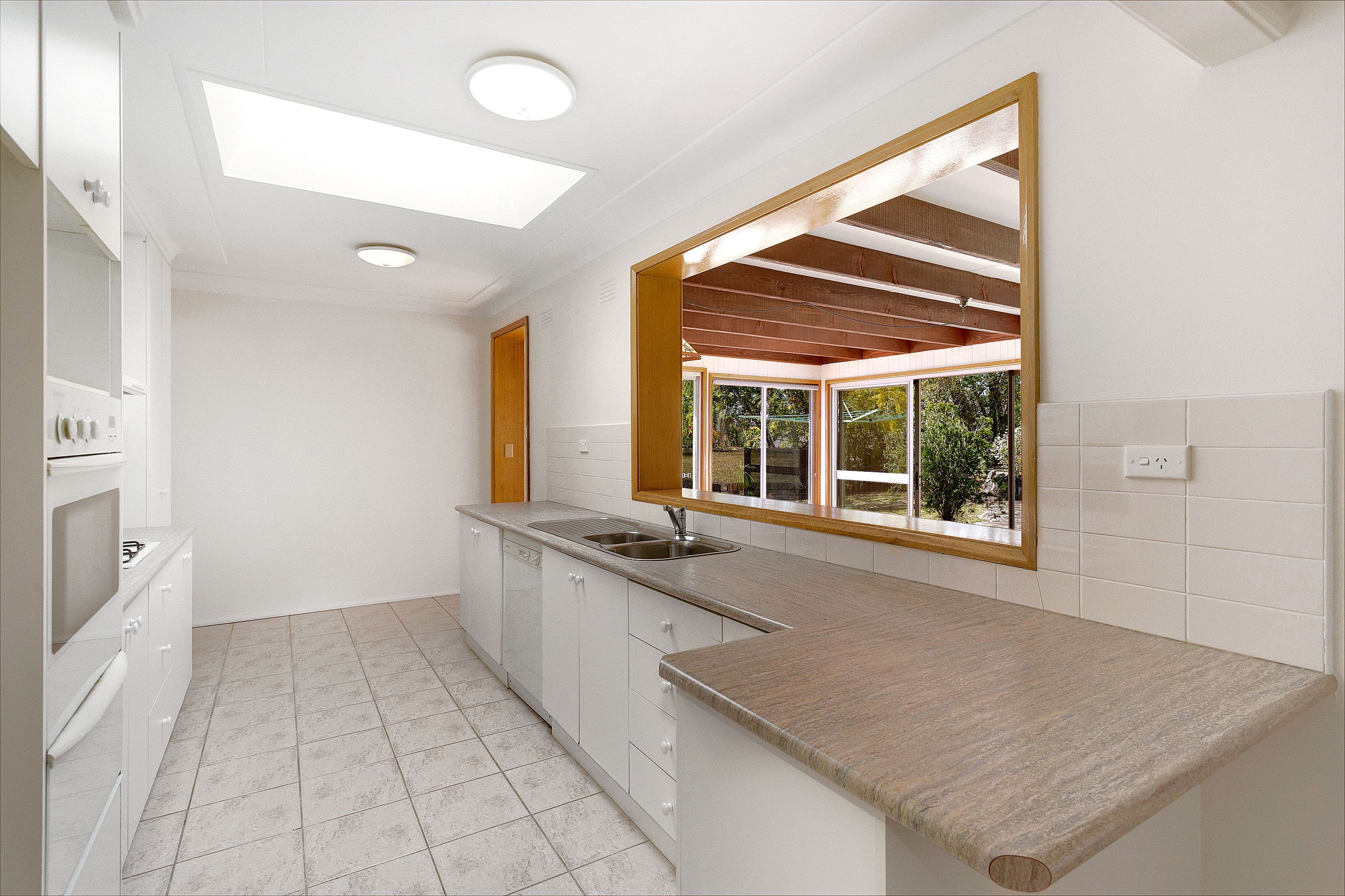 35 Koorangi Avenue, Elanora Heights - Thumbnail 2