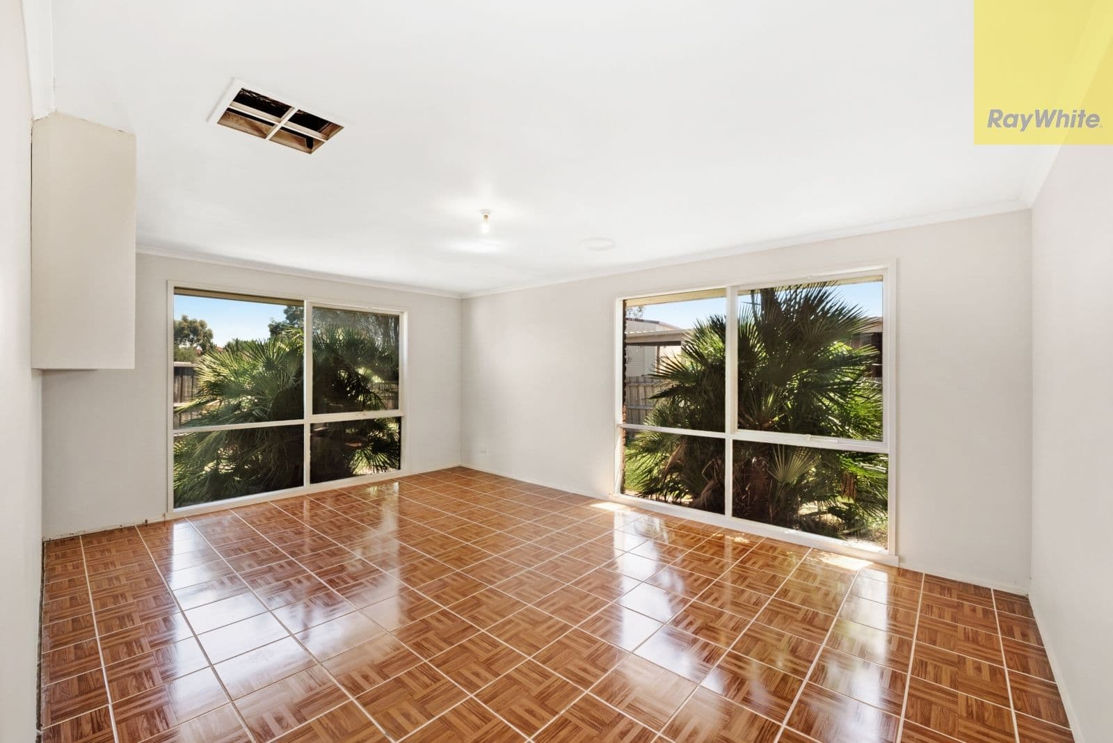 14 Chircop Close, Sydenham VIC 3037, Sydenham - Thumbnail 4