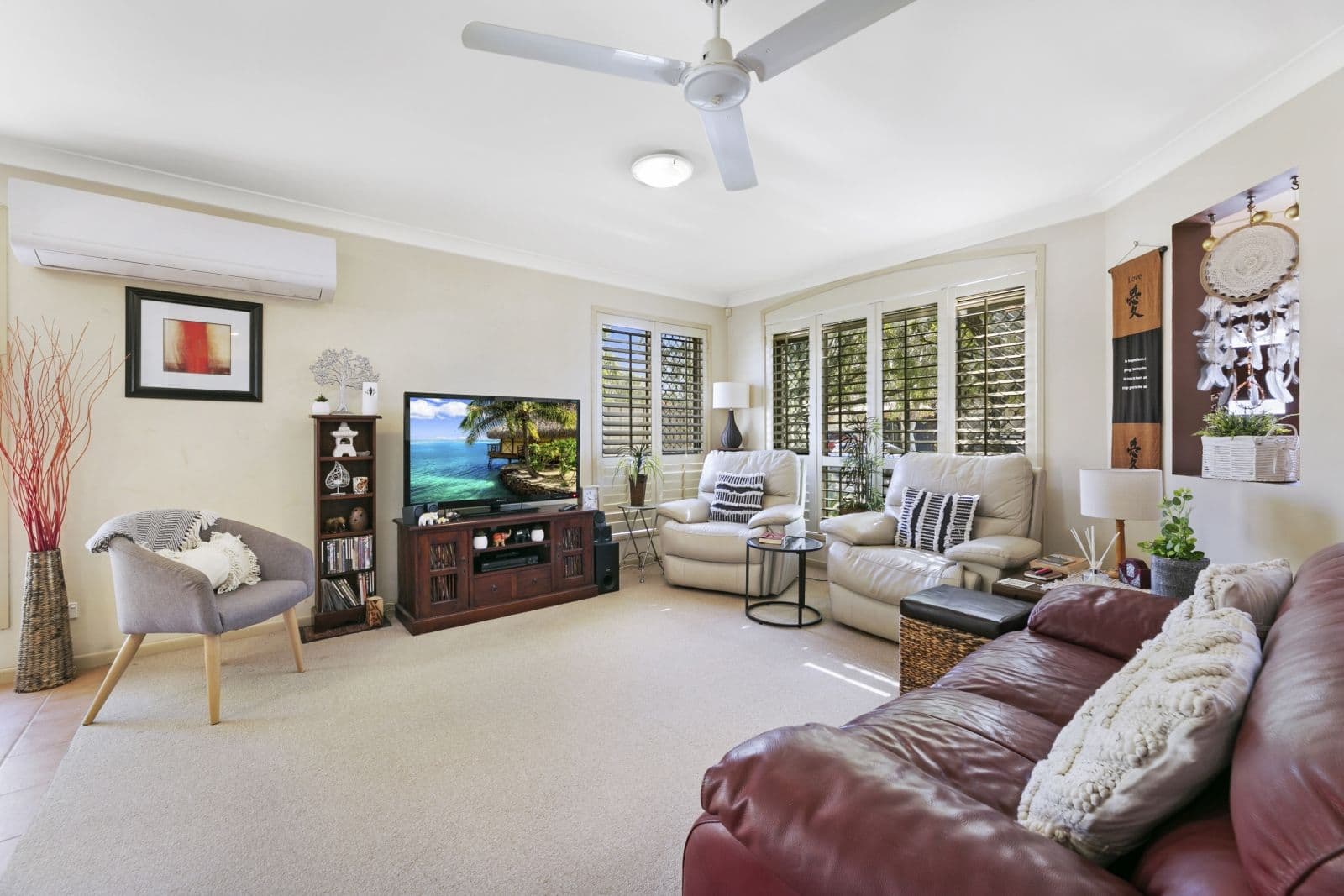 16 Christina Ryan Way, Arundel QLD 4214, Arundel - Thumbnail 2