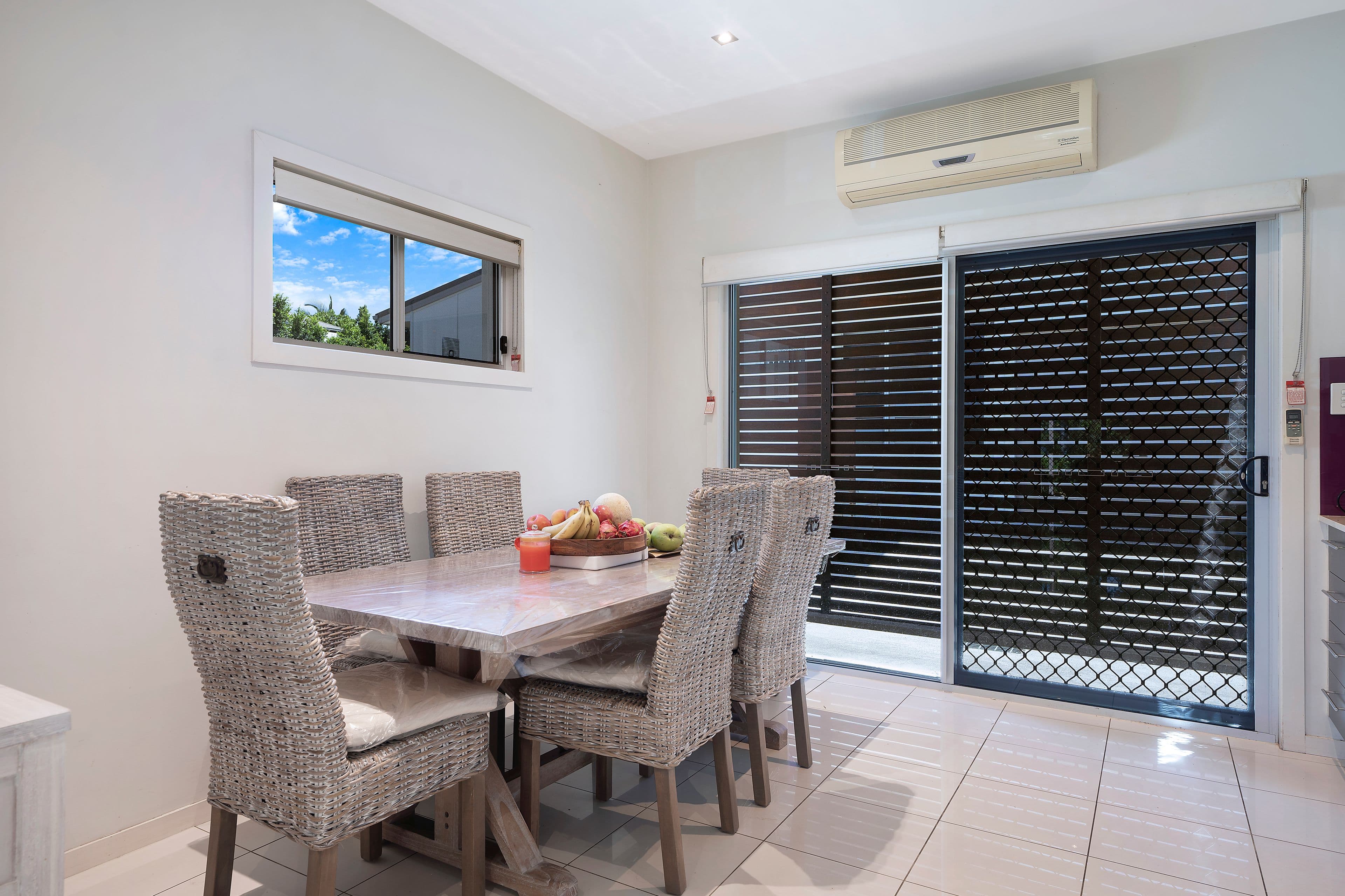 21 Brookfield Road, Kedron QLD 4031, Kedron - Thumbnail 7