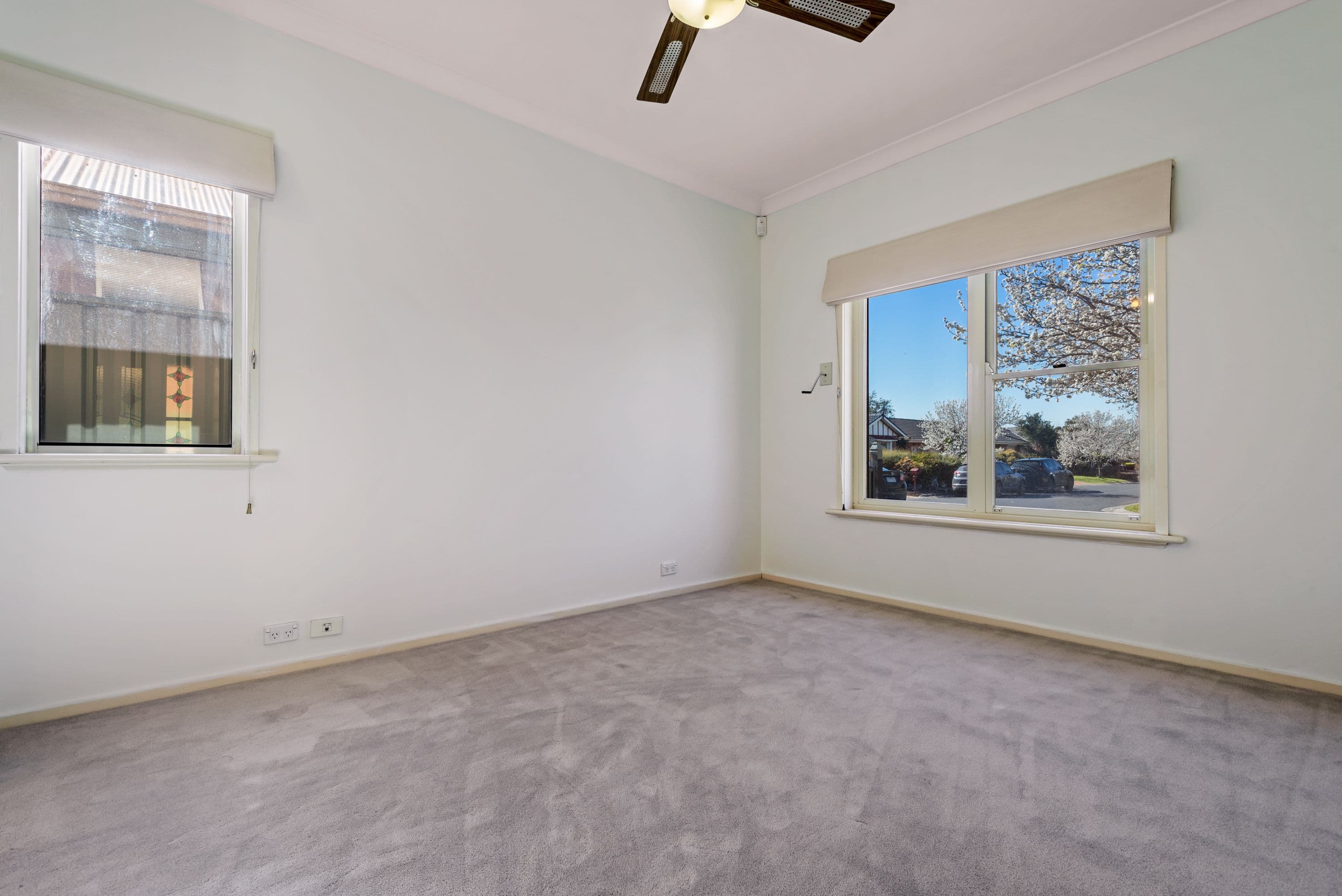 9 Islington Place, Caroline Springs VIC 3023, Caroline Springs - Thumbnail 3