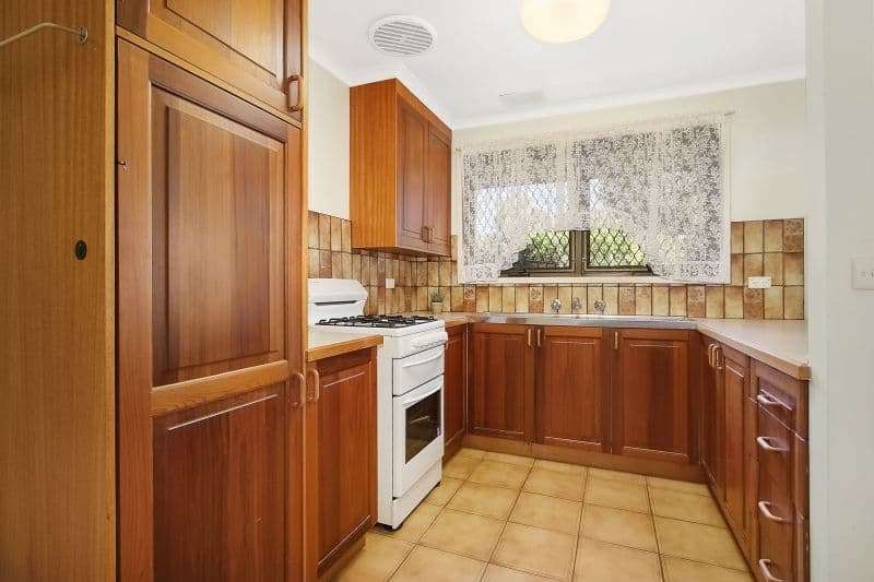 58 Goolagar Crescent, Springdale Heights - Thumbnail 2