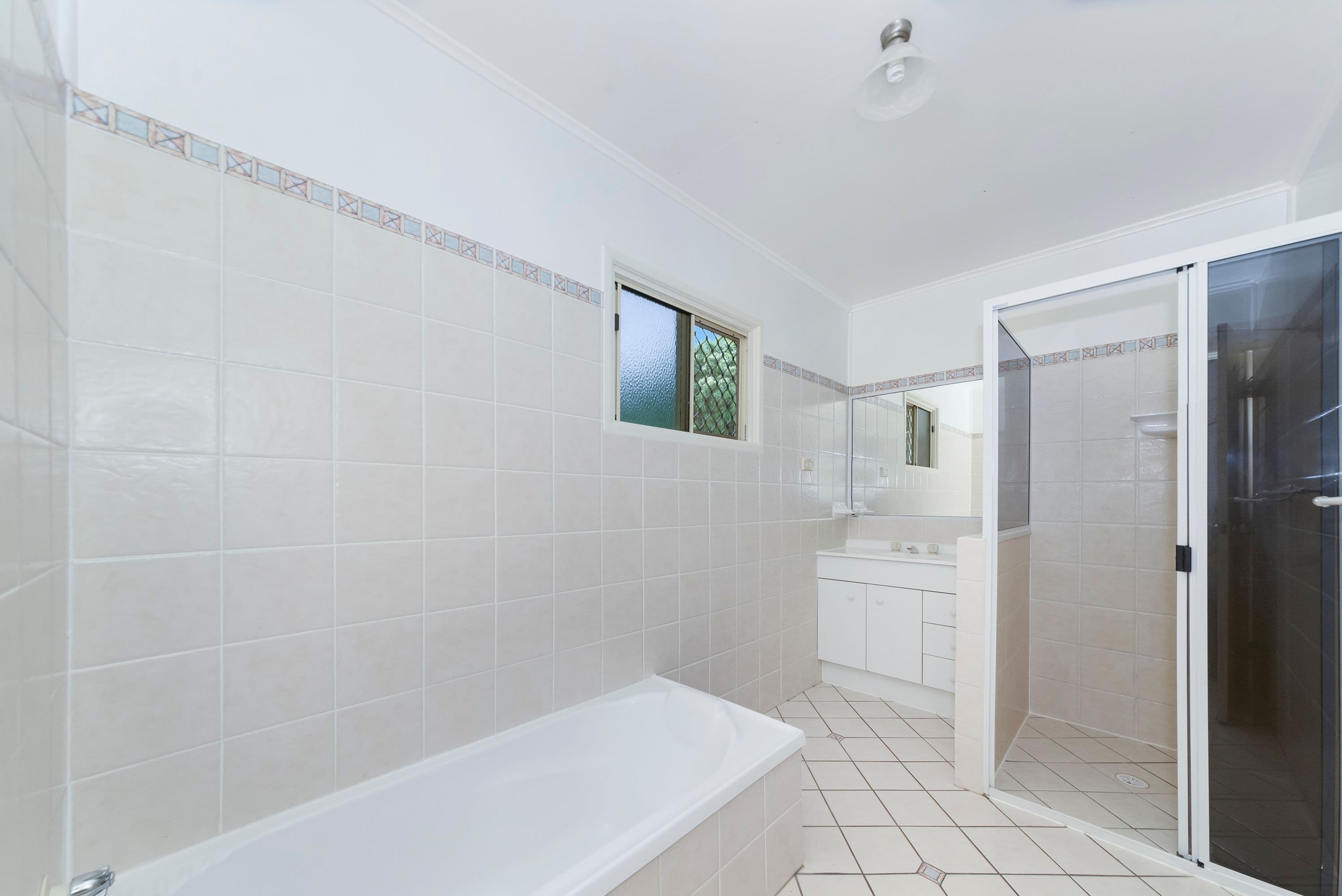 15 Canara Street, Cranbrook QLD 4814, Cranbrook - Thumbnail 5