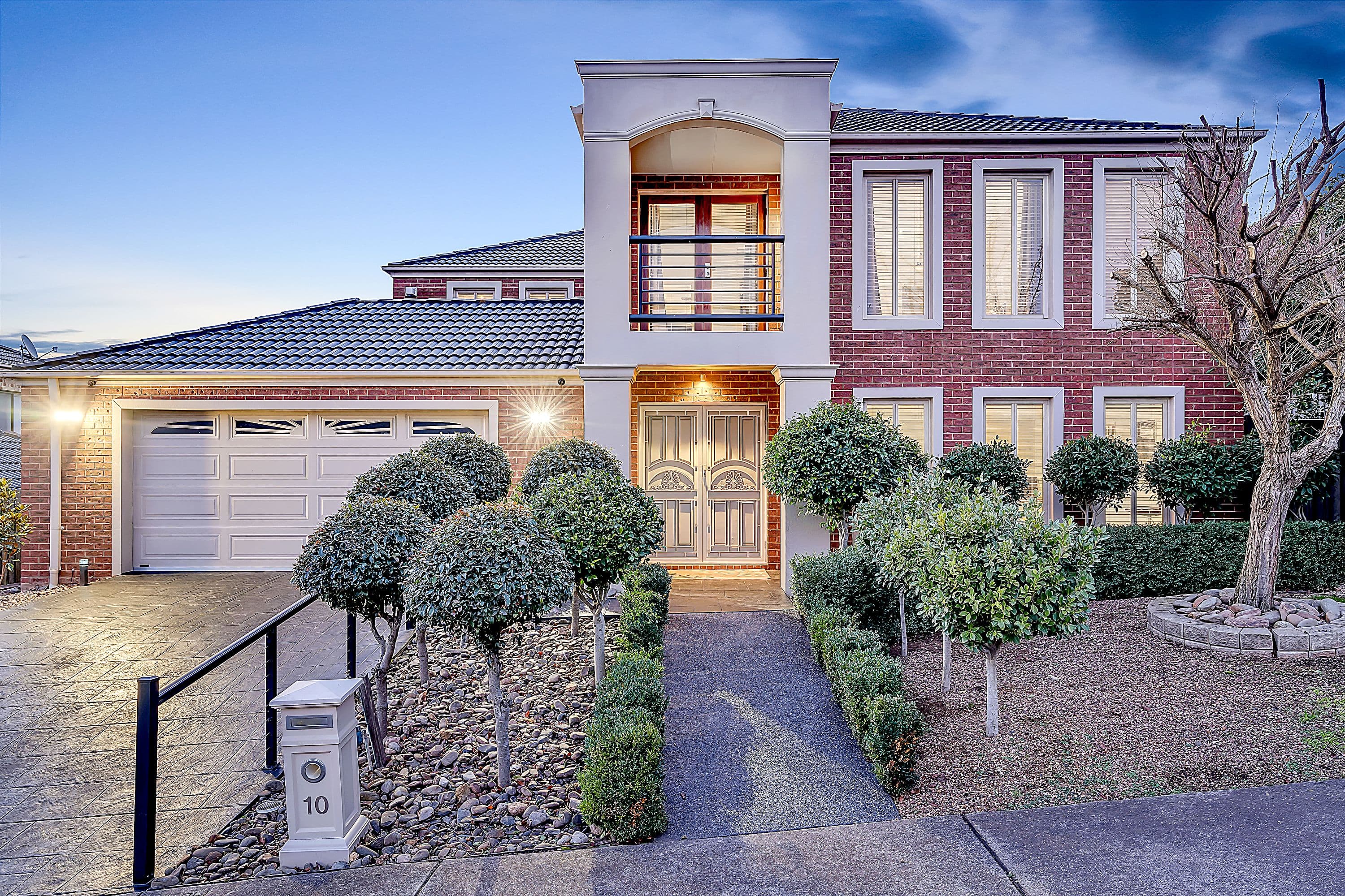 10 Eagleview Way, Craigieburn VIC 3064, Craigieburn - Image 1