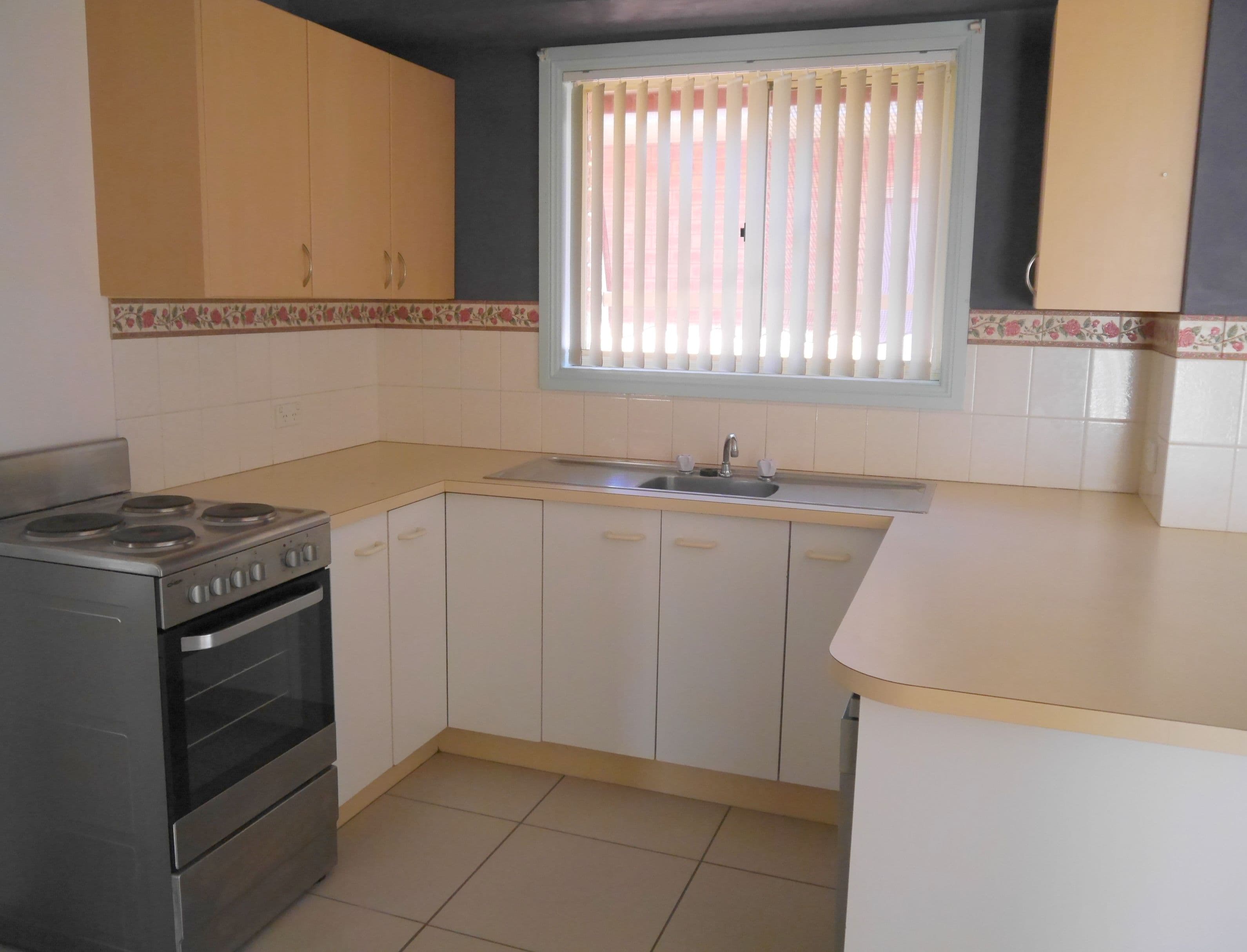 2 Echuca Place, Cowra - Thumbnail 4