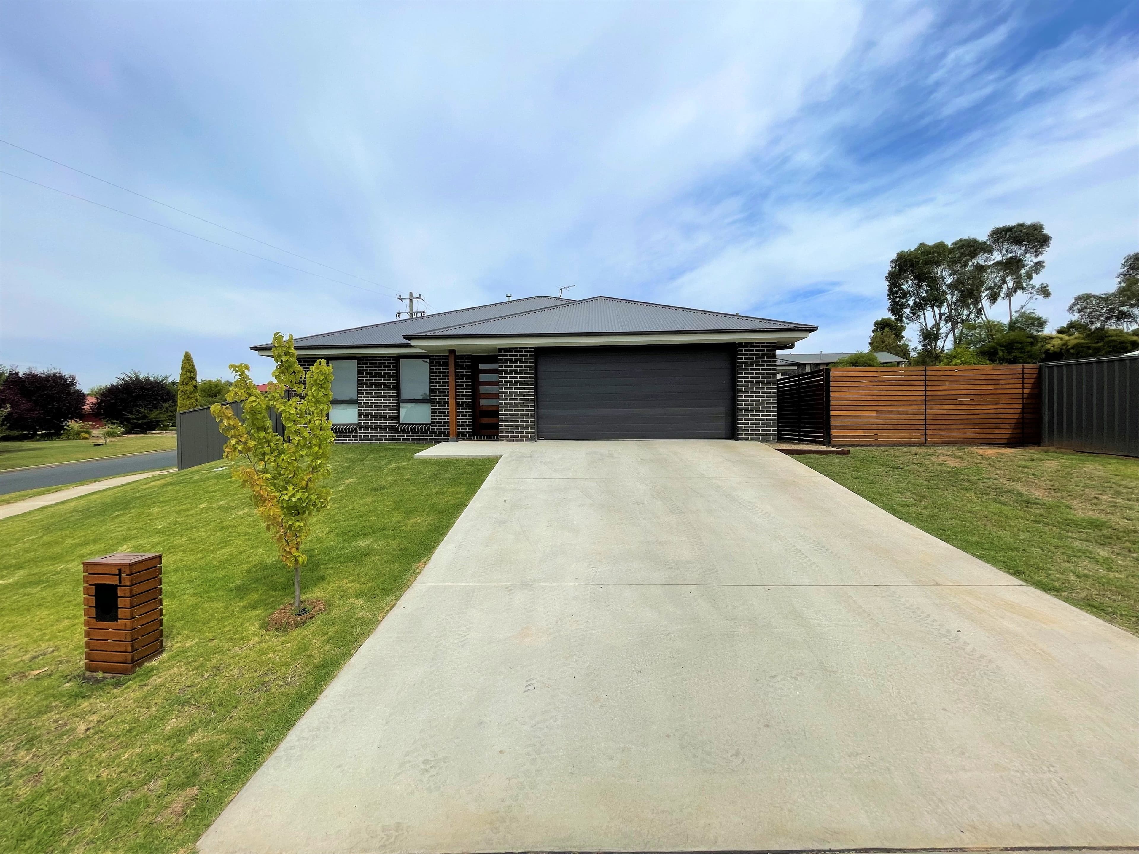 2.02/7 Edgar Street, Coffs Harbour NSW 2450, Young - Image 1