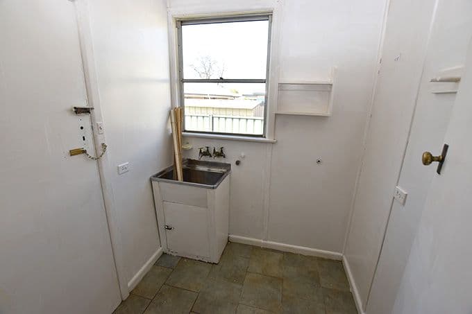 6 Lynton Crescent, Kyabram VIC 3620, Kyabram - Thumbnail 8