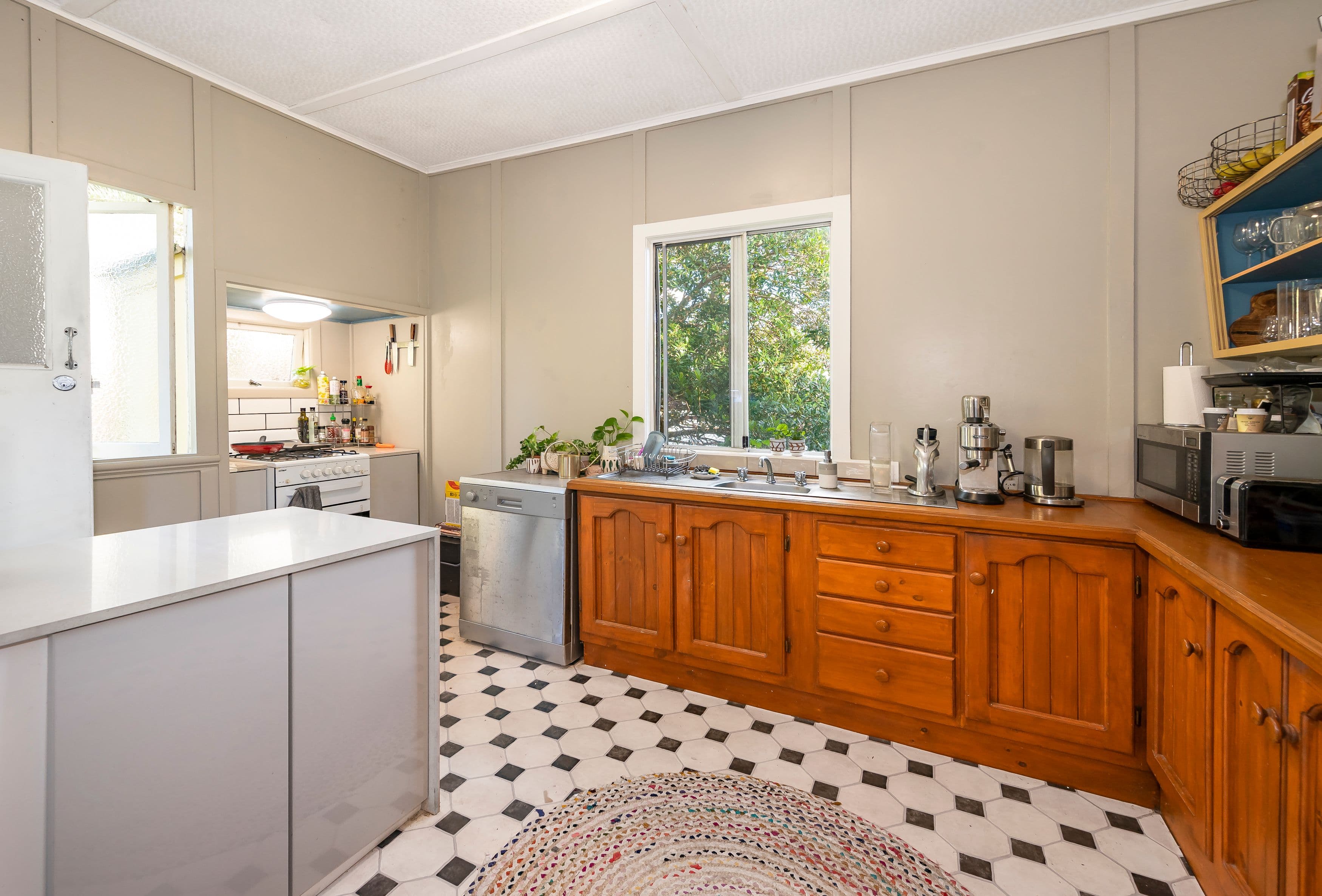 14 Carranya Street, Camp Hill QLD 4152, Camp Hill - Thumbnail 7
