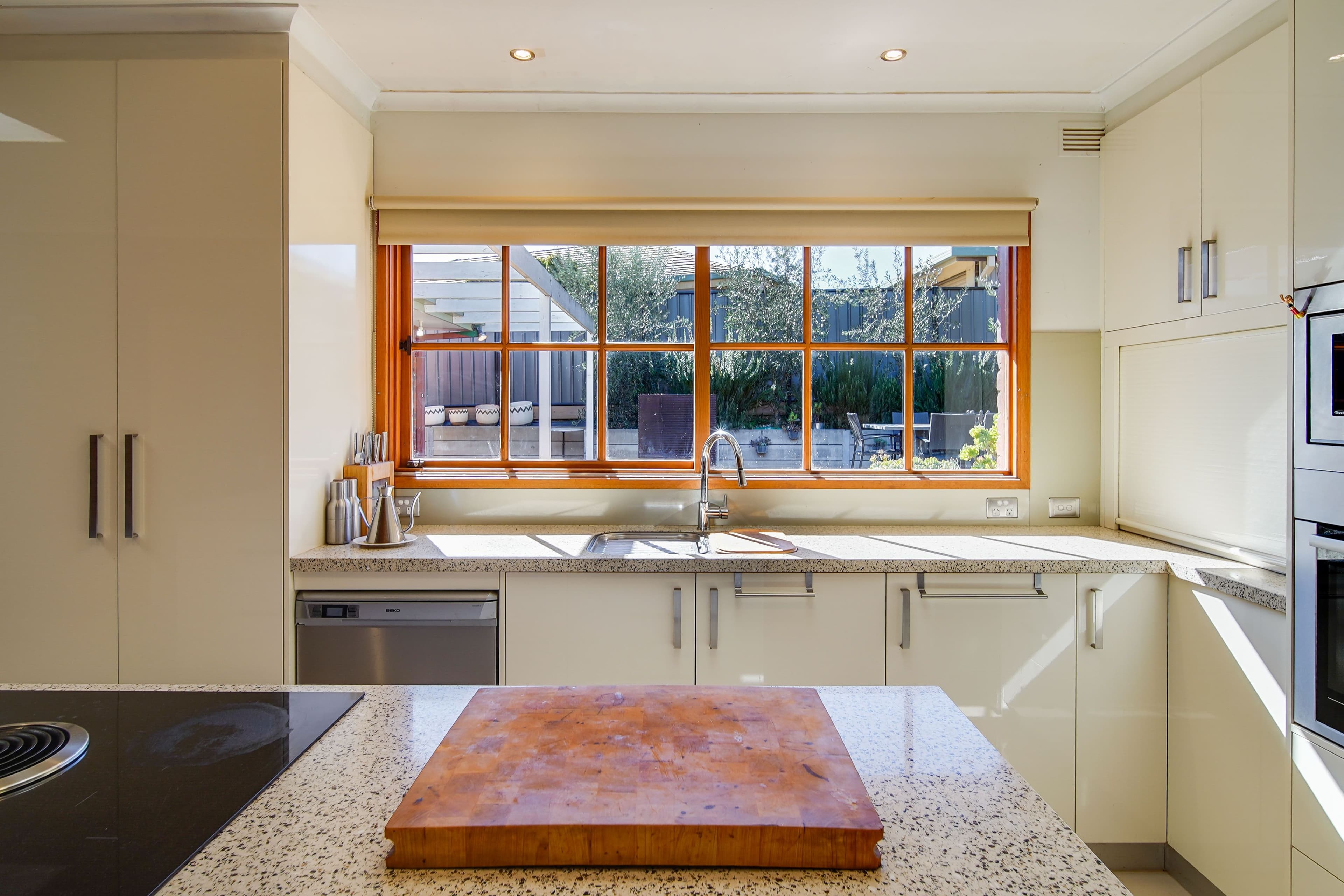 90 Harley Street, Strathdale VIC 3550, Strathdale - Thumbnail 2