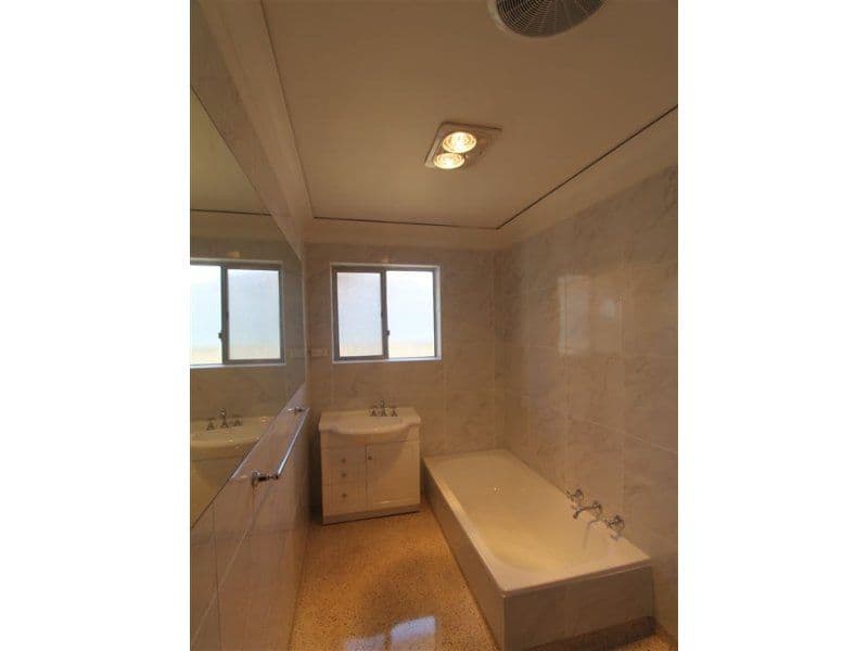 34 Hamley Street, Peterhead SA 5016, Peterhead - Thumbnail 4