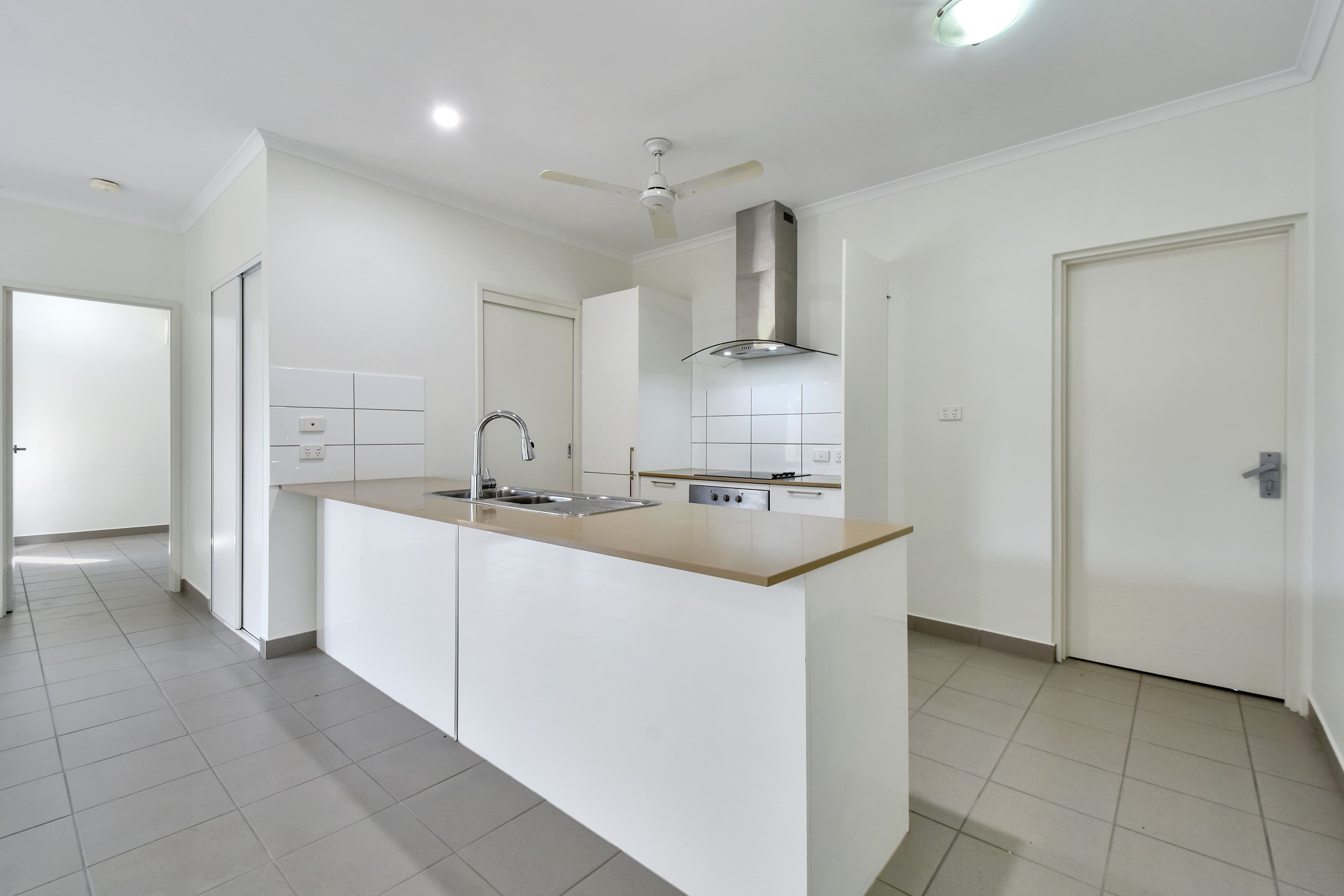 11A Stephanie Street, Bellamack NT 0832, Bellamack - Thumbnail 2