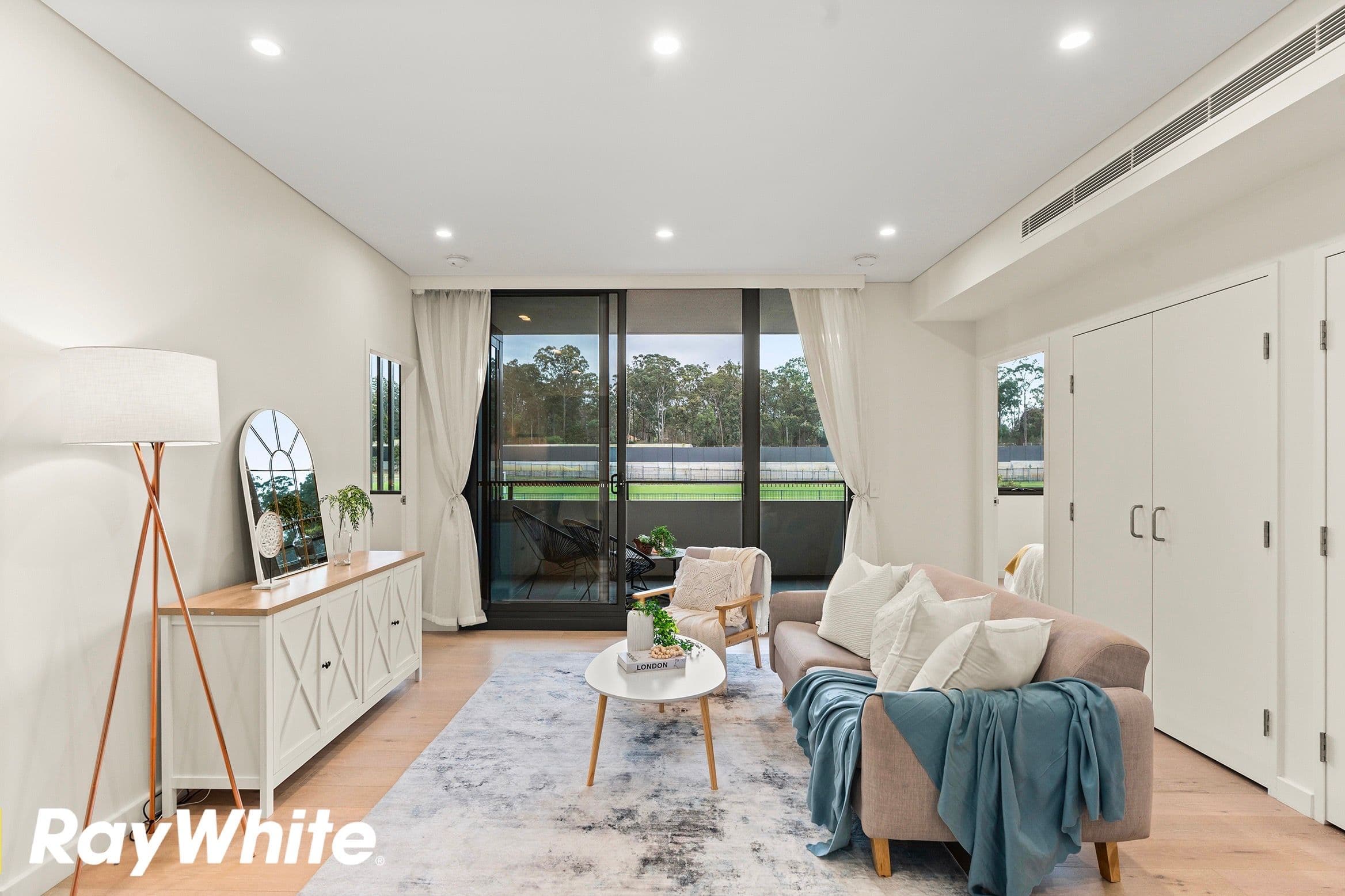 4 Burrendong Crescent, Rouse Hill NSW 2155, Rouse Hill - Thumbnail 2