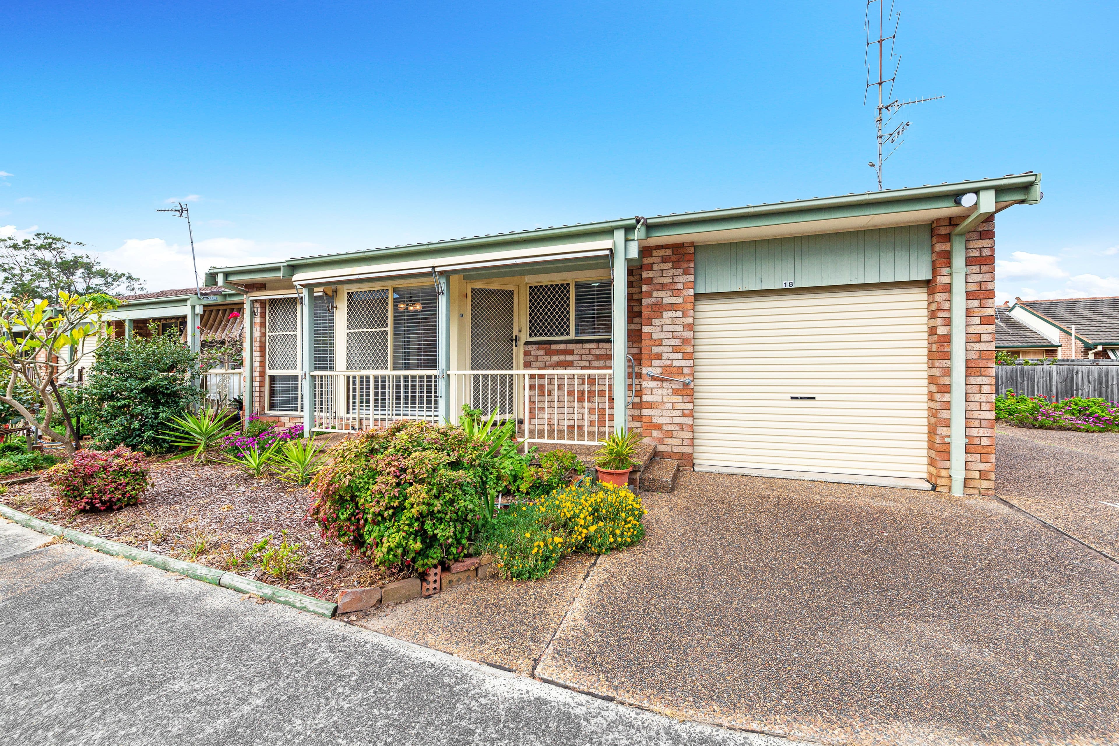 18 Gilbert Avenue, Gorokan NSW 2263, Gorokan - Image 1