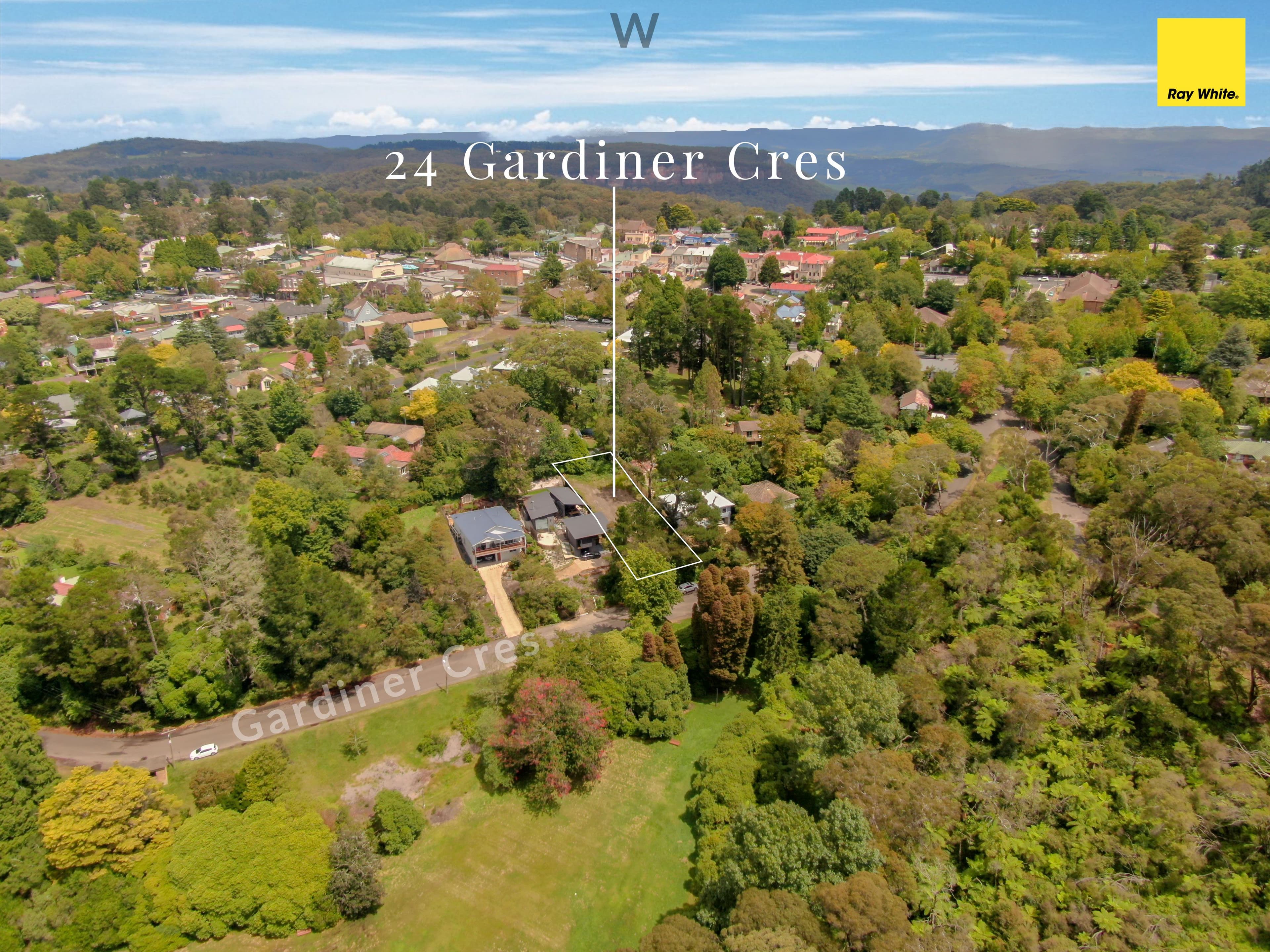 24 Gardiner Crescent, Blackheath NSW 2785, Blackheath - Thumbnail 2
