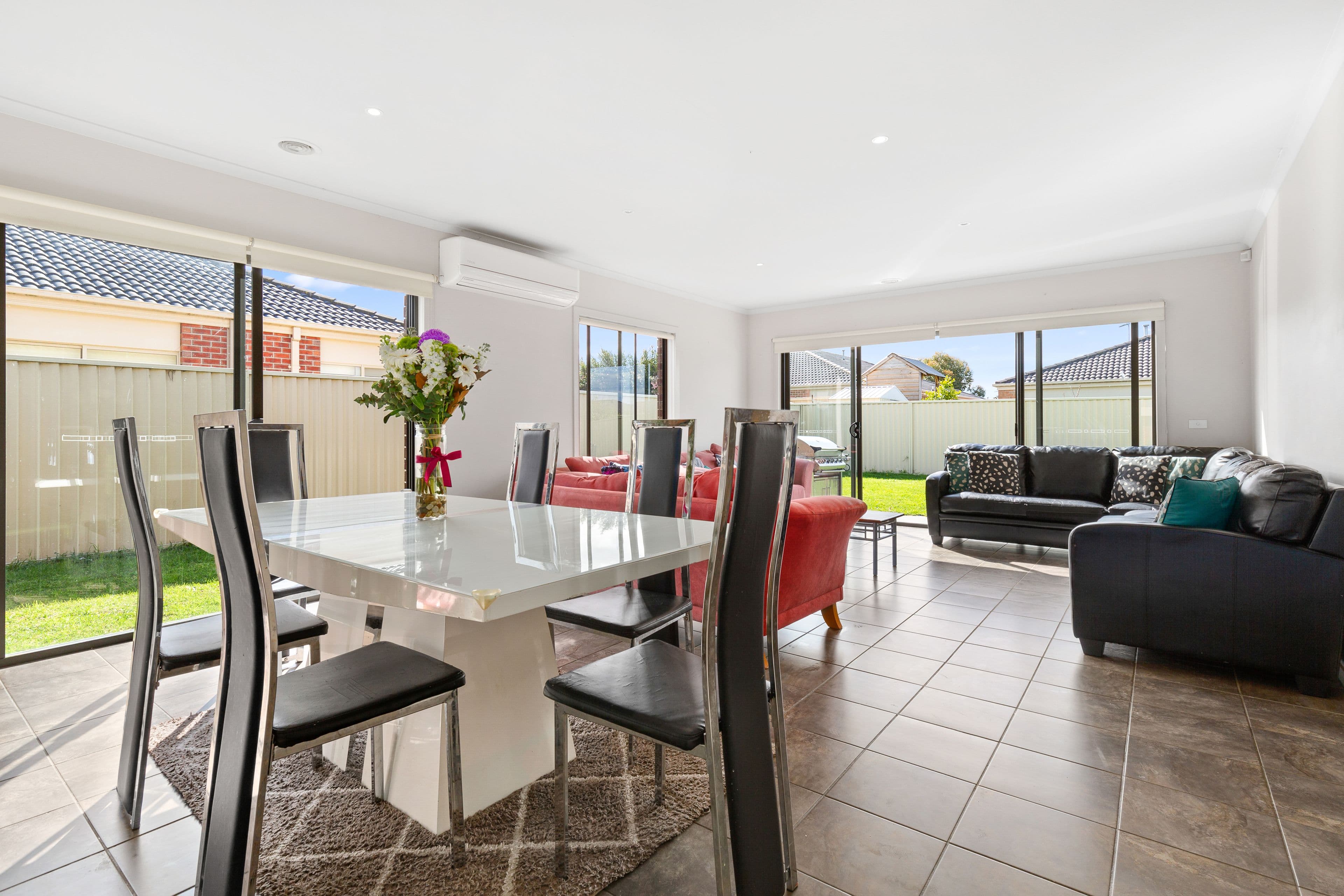 40 Bluehills Boulevard, Pakenham VIC 3810, Pakenham - Thumbnail 4