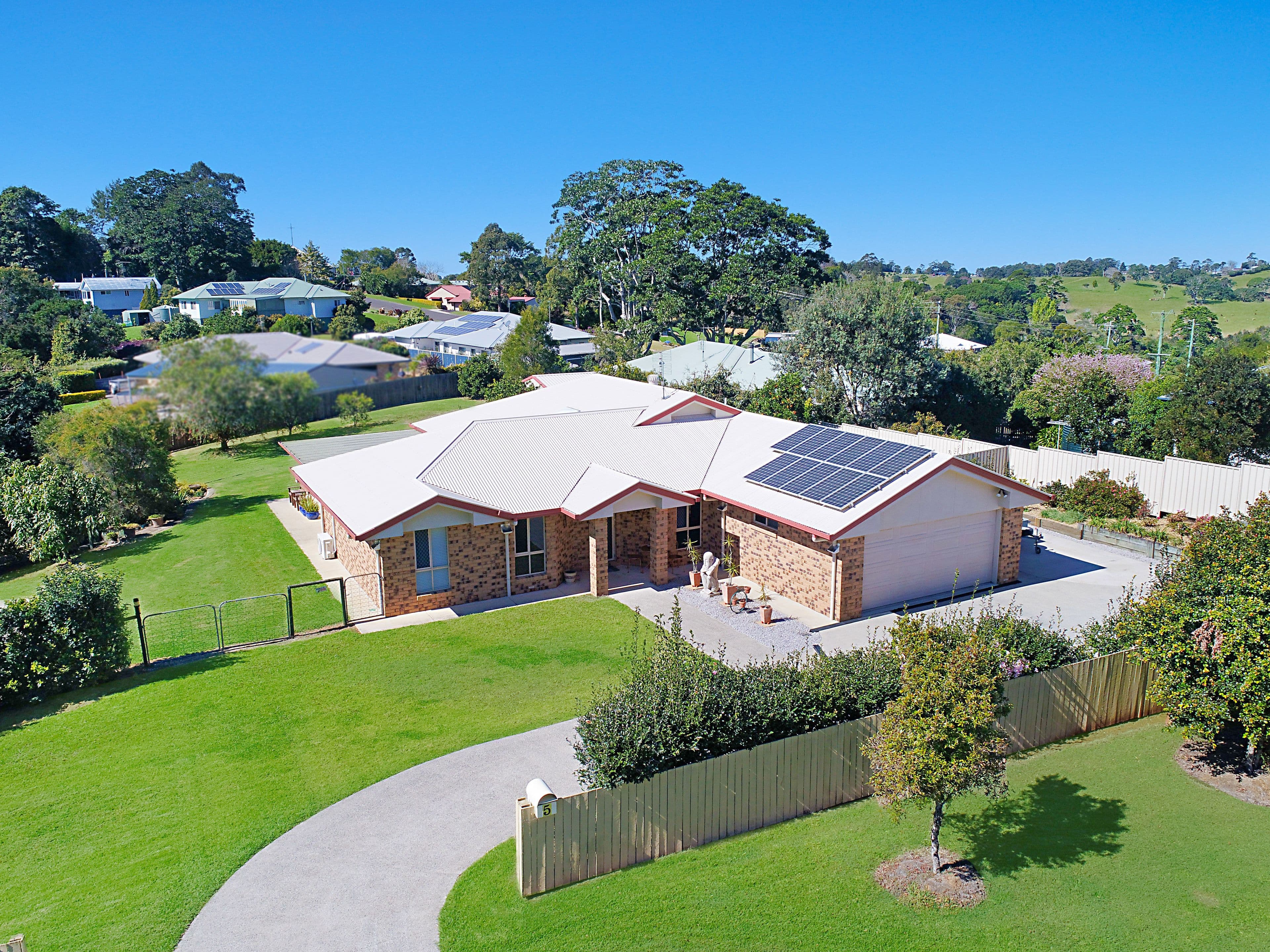 5 Rosewood Court, Maleny QLD 4552, Maleny - Image 1