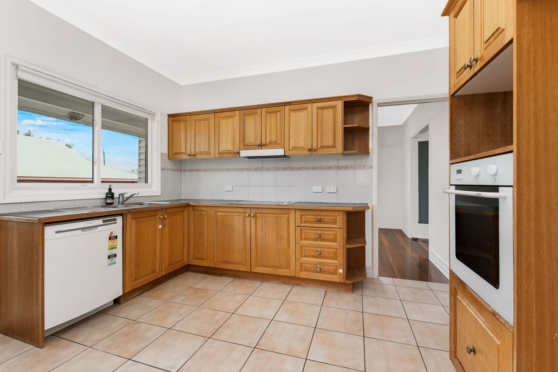 308 Rode Road, Wavell Heights QLD 4012, Wavell Heights - Thumbnail 8