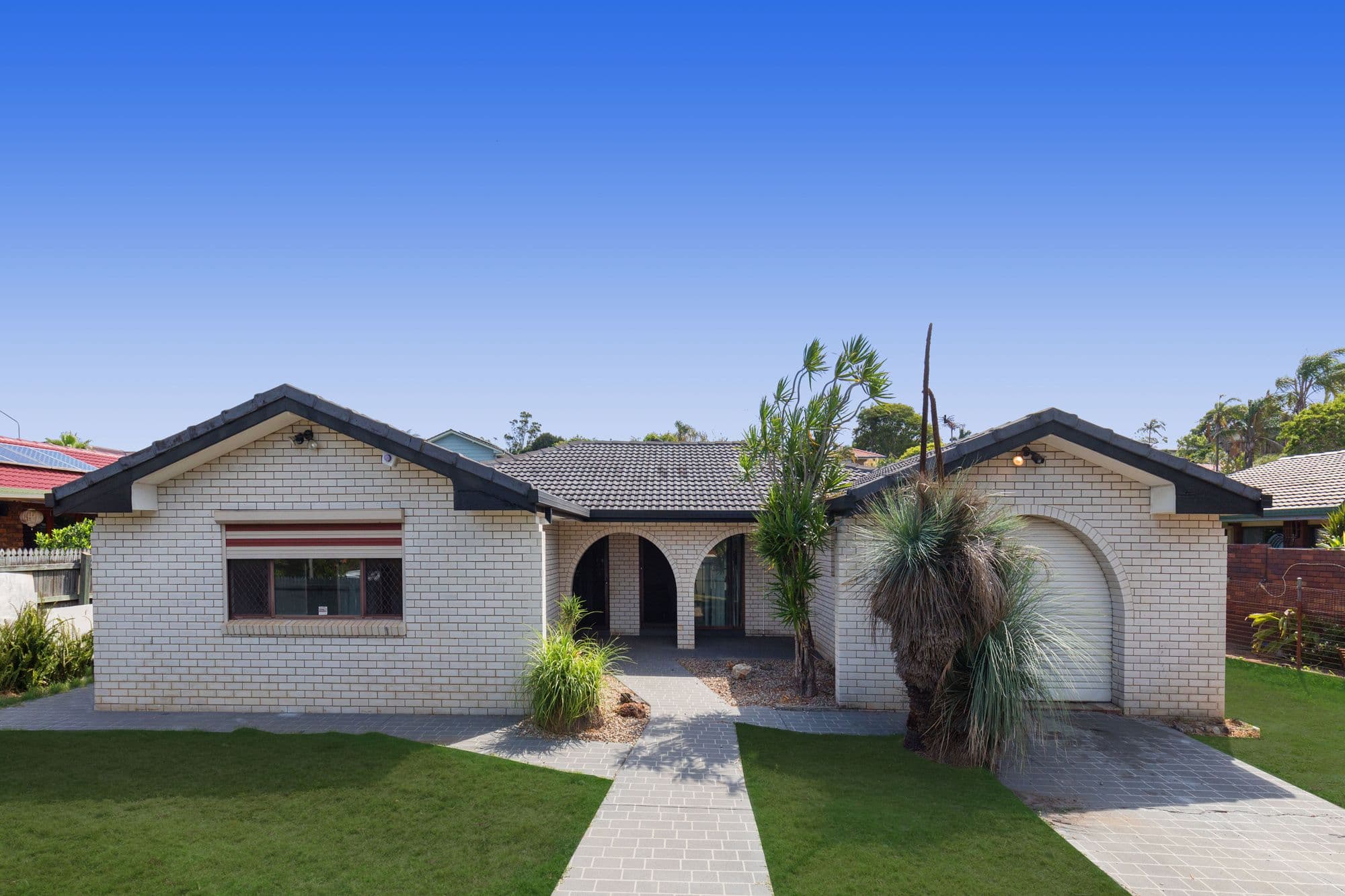 12 Wambaya Street, Belmont QLD 4153, Belmont - Thumbnail 2