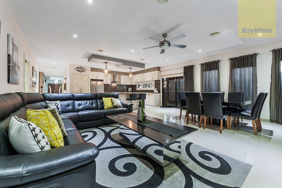 32 Bluebird Way, Roxburgh Park VIC 3064, Roxburgh Park - Thumbnail 7