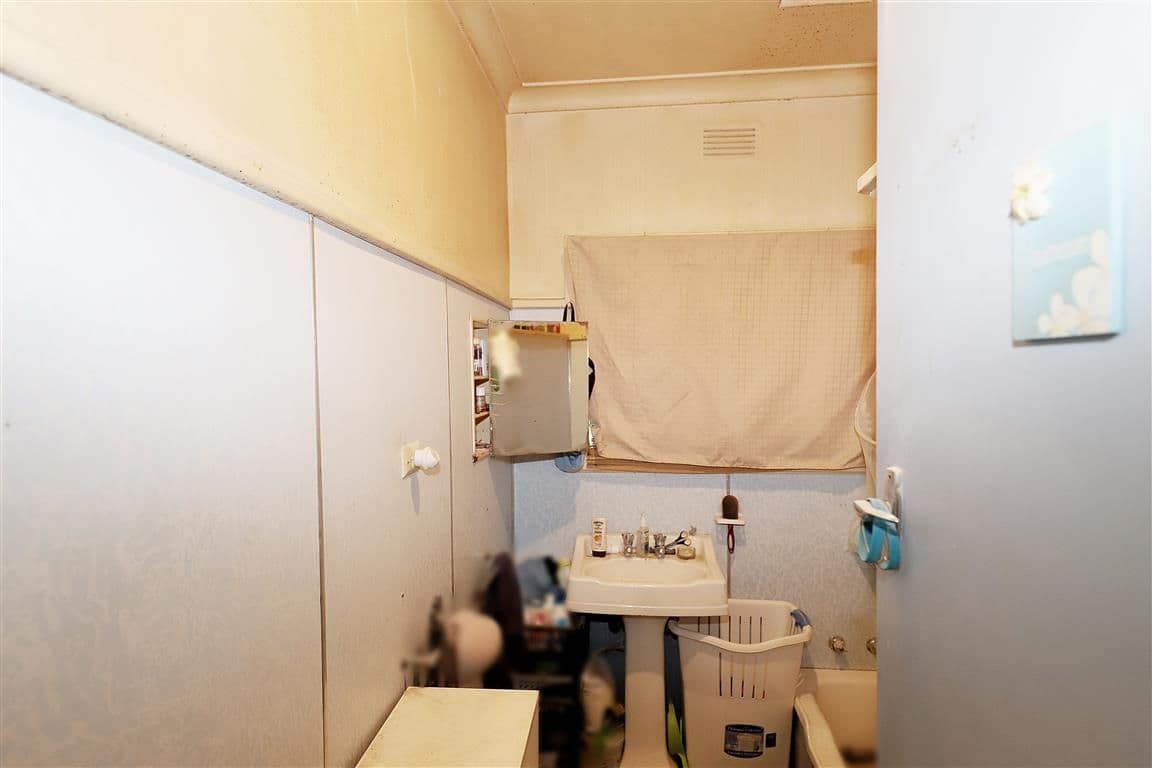 136 Simpson Street, Tumut - Thumbnail 4