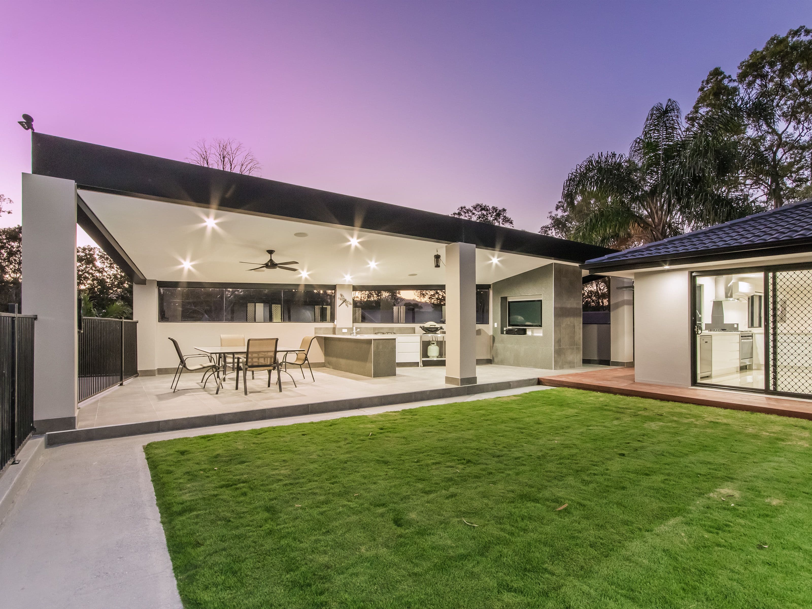 2 Campaspie Court, Oxenford QLD 4210, Oxenford - Thumbnail 2