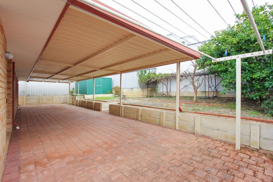 23 Dandenong Way, Alexander Heights WA 6064, Alexander Heights - Thumbnail 5