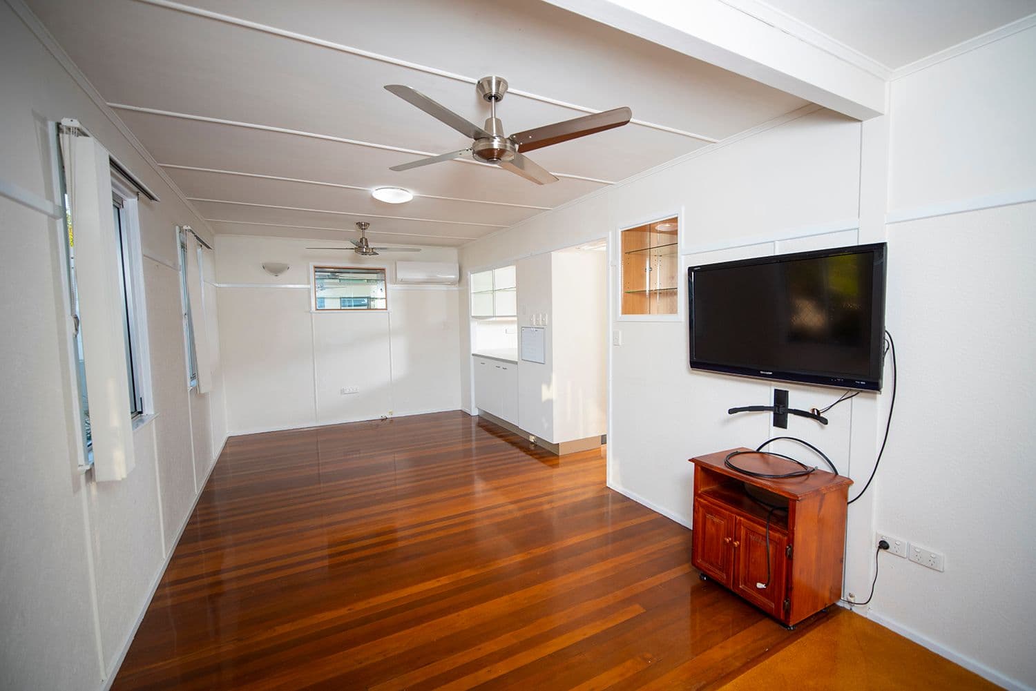 27 Hawthorne Street, Woody Point QLD 4019, Woody Point - Thumbnail 7