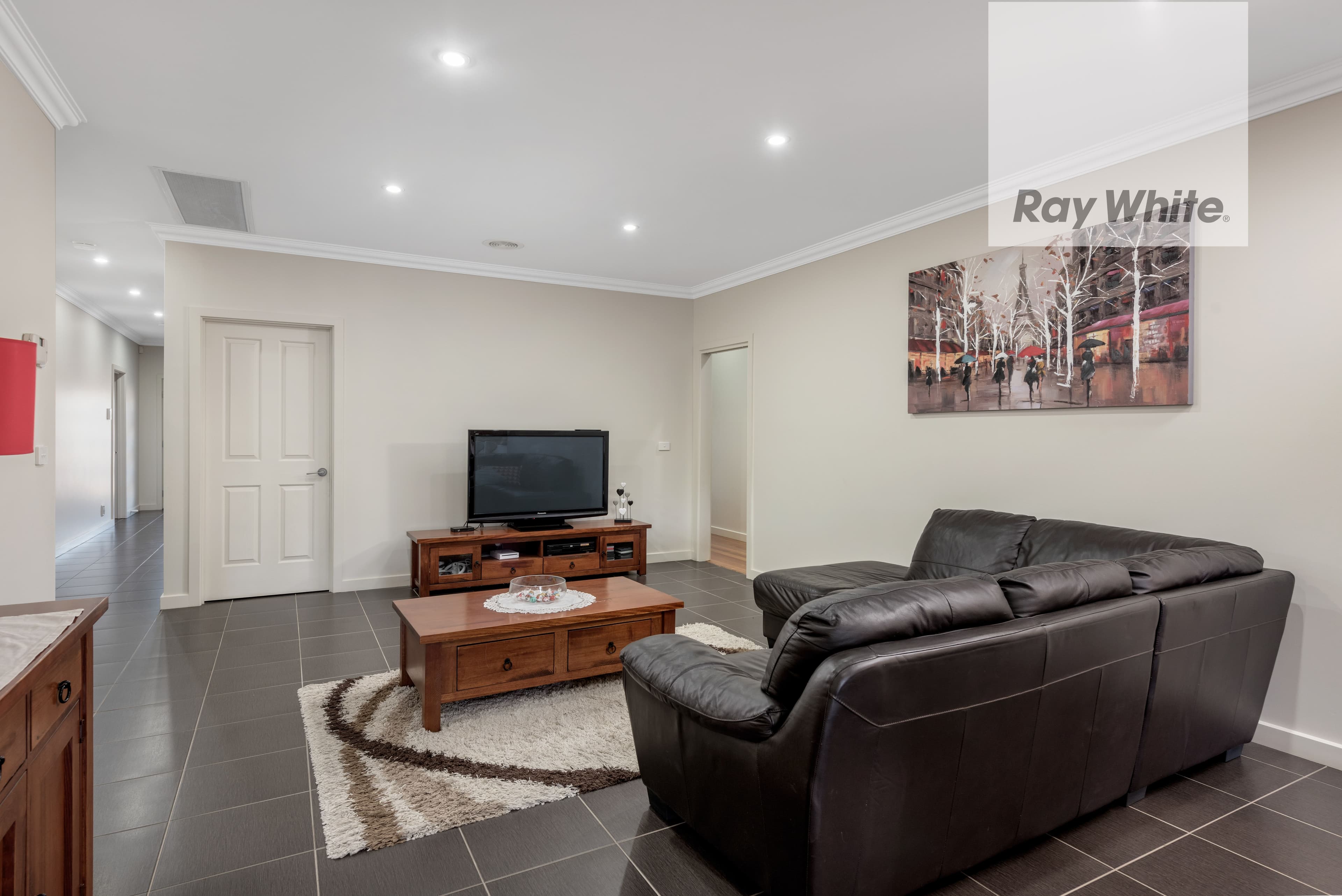 5 Legh Street, Reservoir VIC 3073, Reservoir - Thumbnail 5