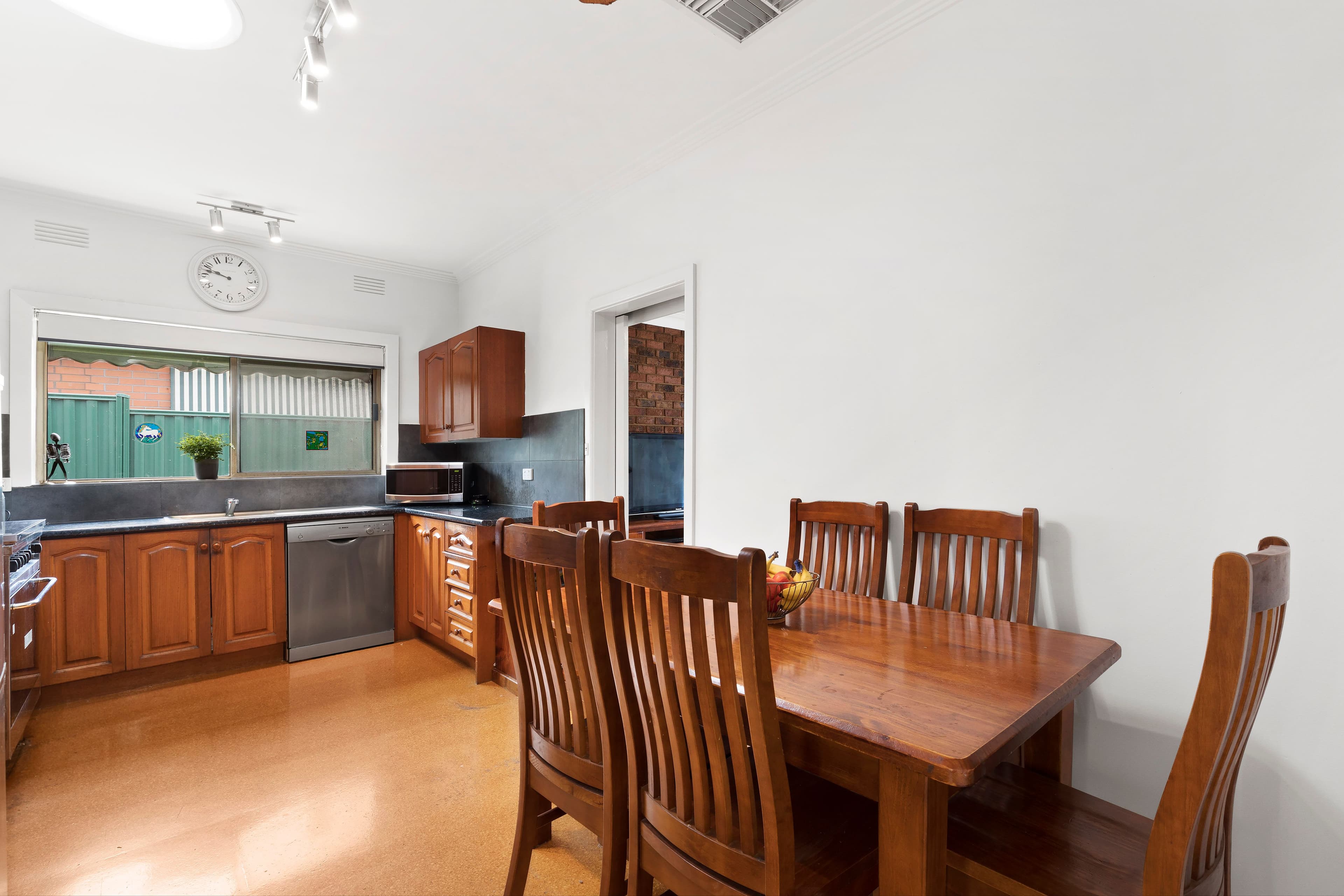 4 Hinkler Avenue, Macleod VIC 3085, Macleod - Thumbnail 5