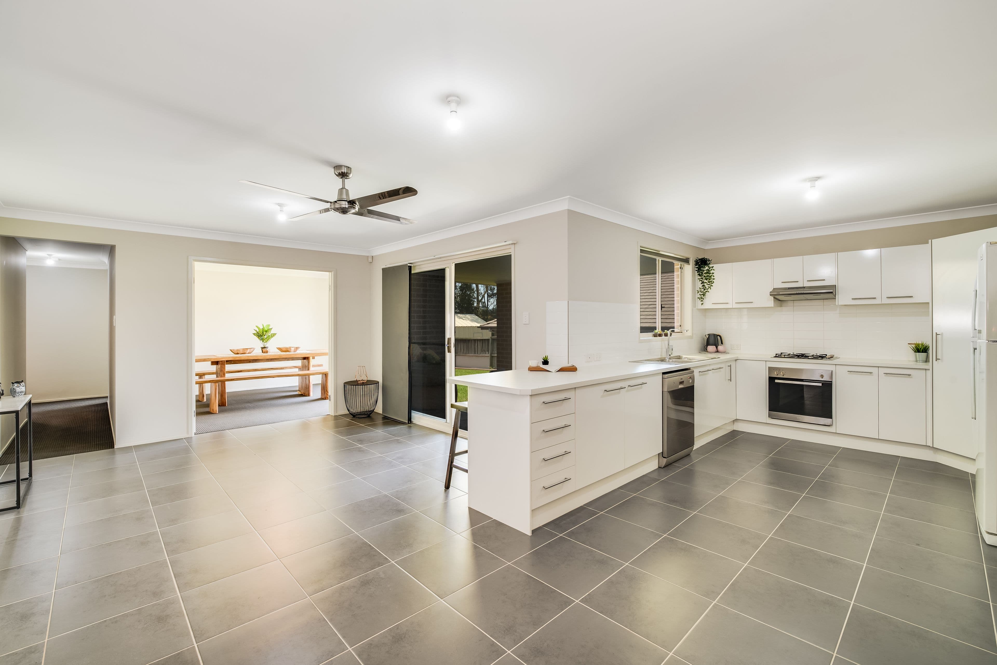 38 River Oak Avenue, Gillieston Heights - Thumbnail 2