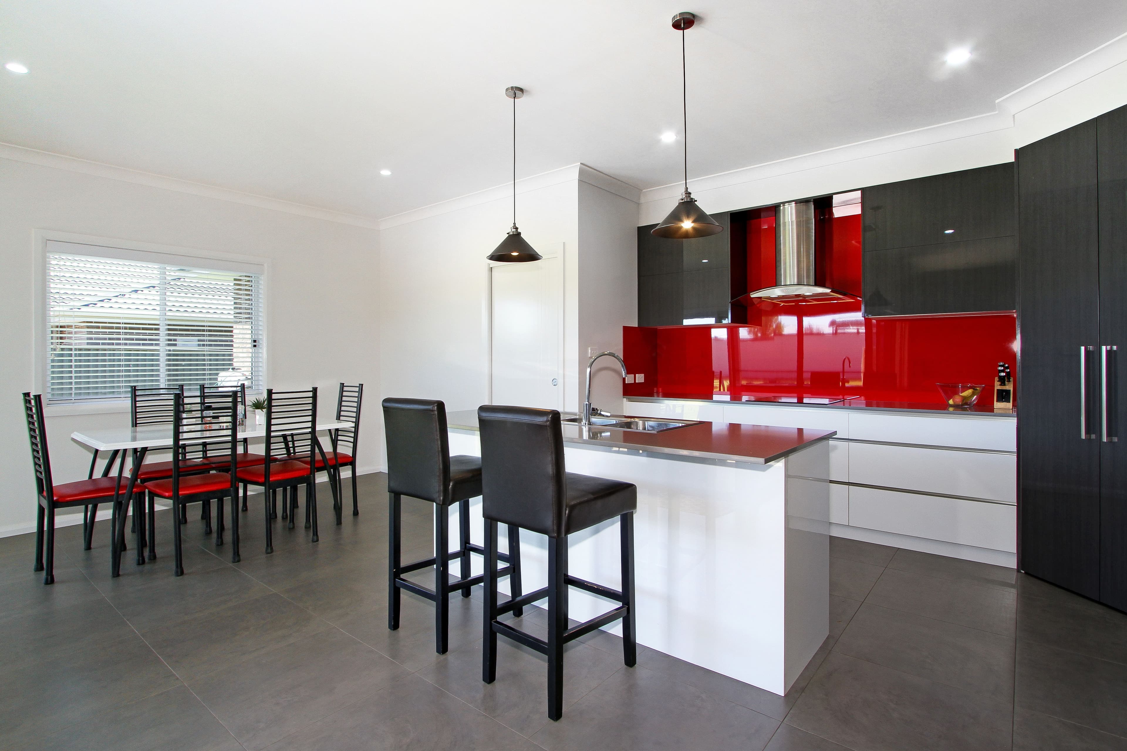 4 Faringdon Street, Tamworth NSW 2340, Tamworth - Thumbnail 4