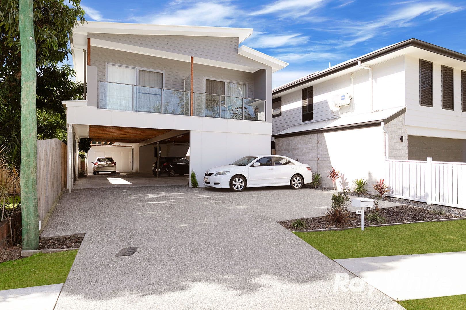 70 Vivian Street, Tennyson QLD 4105, Tennyson - Thumbnail 2