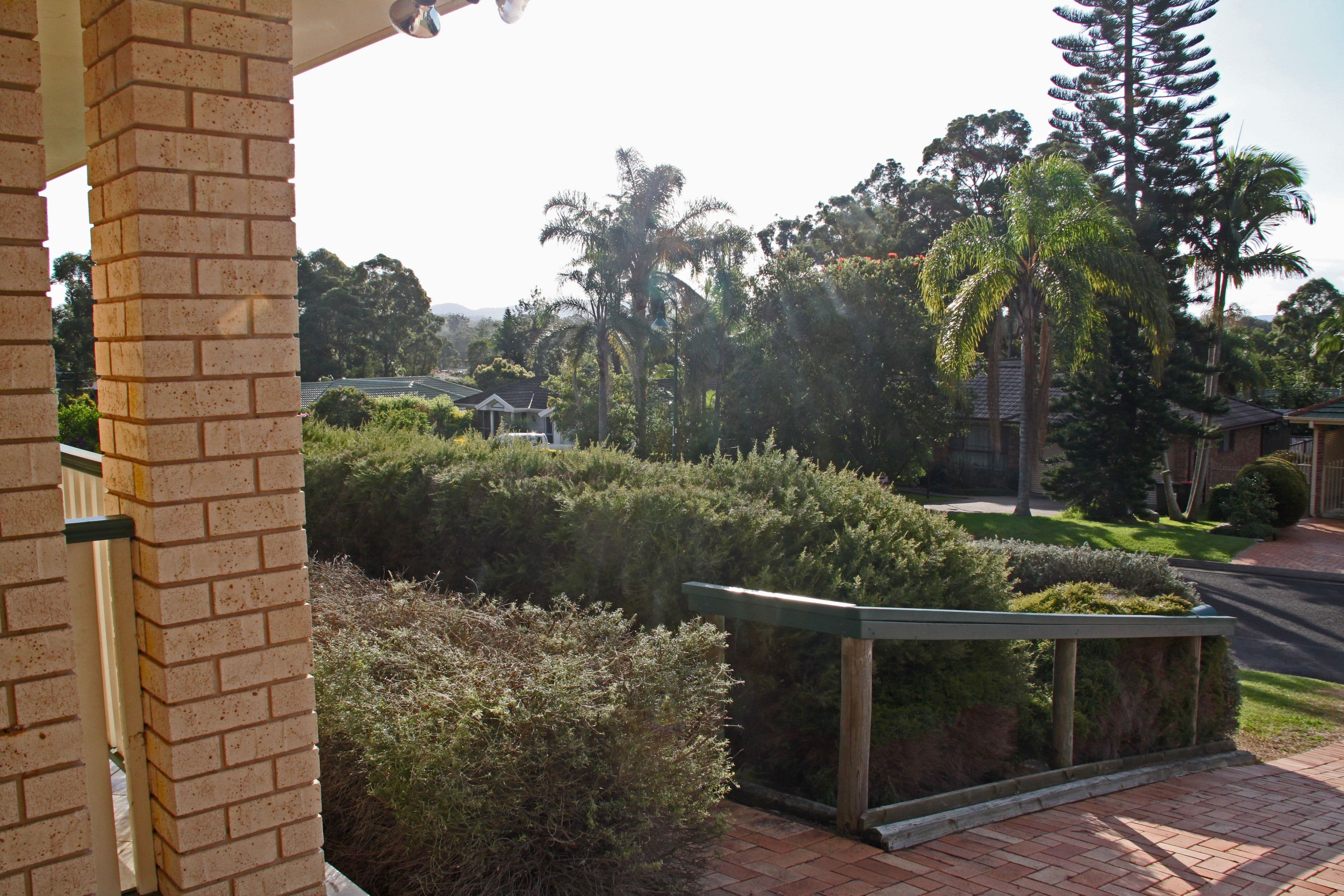 10 Ellerslie Crescent, Lakewood - Thumbnail 2