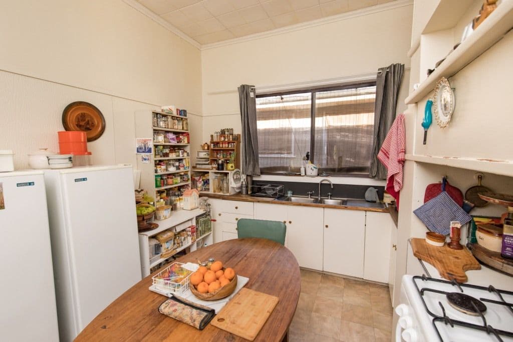 22 Tecoma Street, Red Cliffs VIC 3496, Red Cliffs - Thumbnail 4
