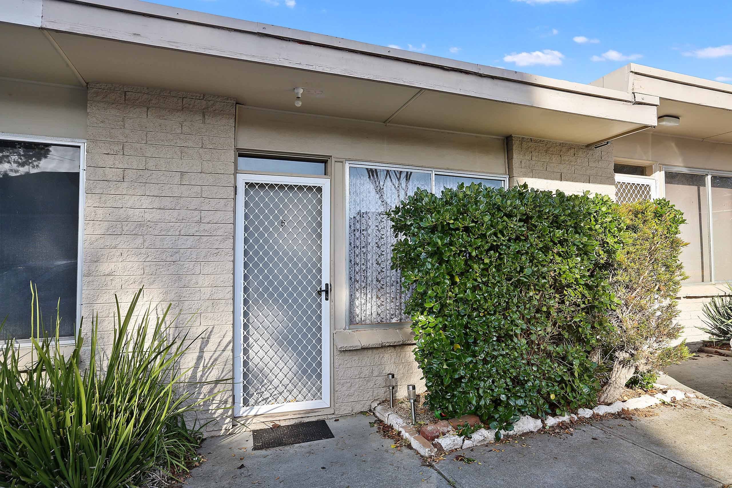 1 Kinnordy Court, Hamlyn Heights VIC 3215, Hamlyn Heights - Thumbnail 2