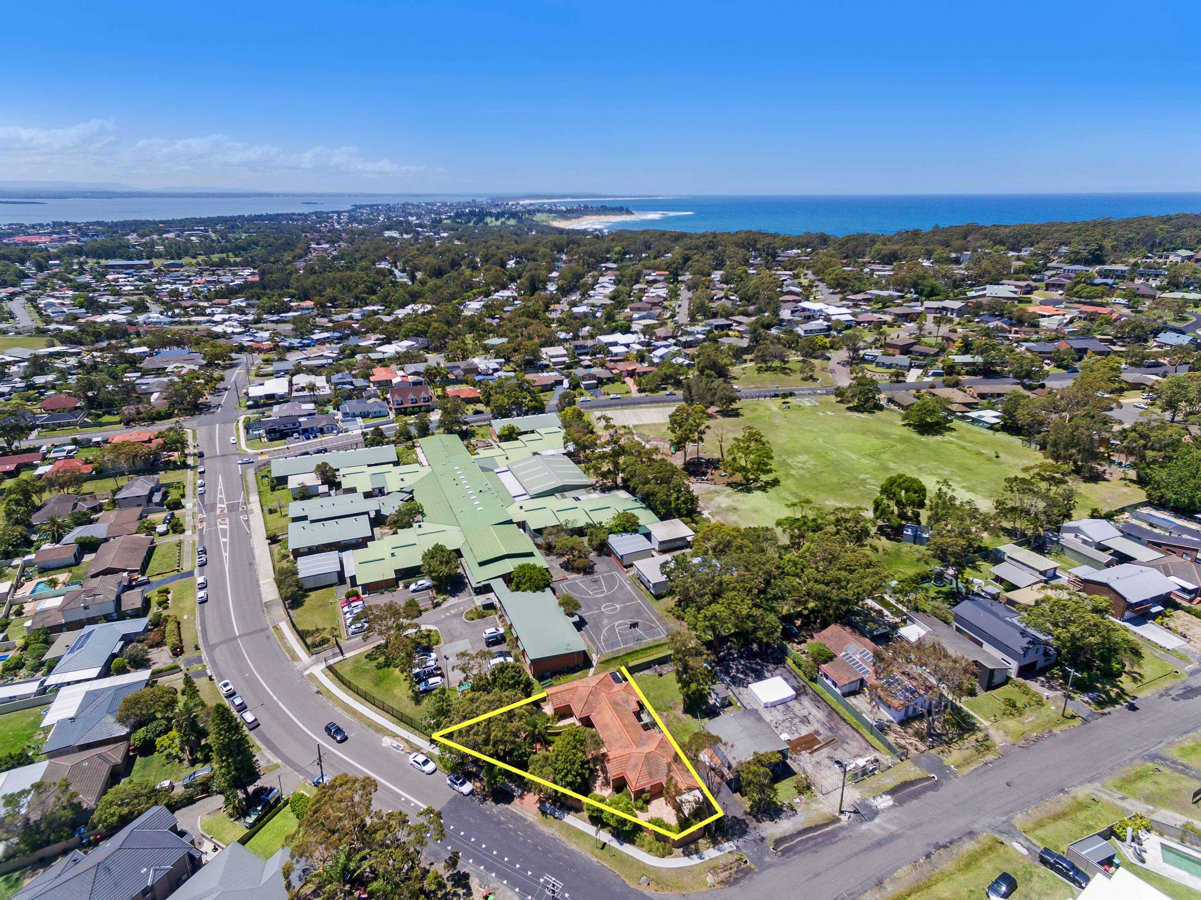 2 Keats Avenue, Bateau Bay NSW 2261, Bateau Bay - Image 1